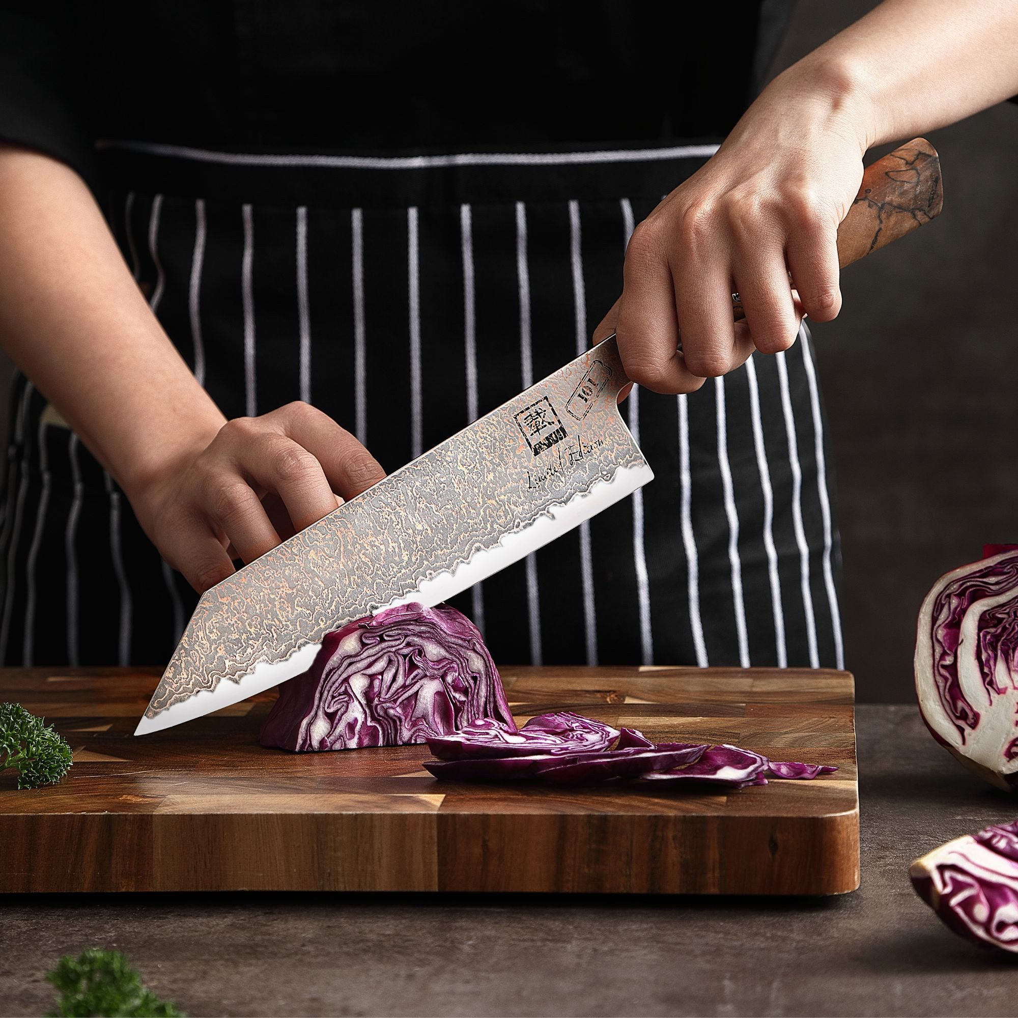 ZAYIKO Universalküchenmesser Limited Edition Kupfer Damast Chefmesser Küchenmesser 21 cm Klinge, aus 37 Lagen Damaststahl, Kupfer Struktur, VG10