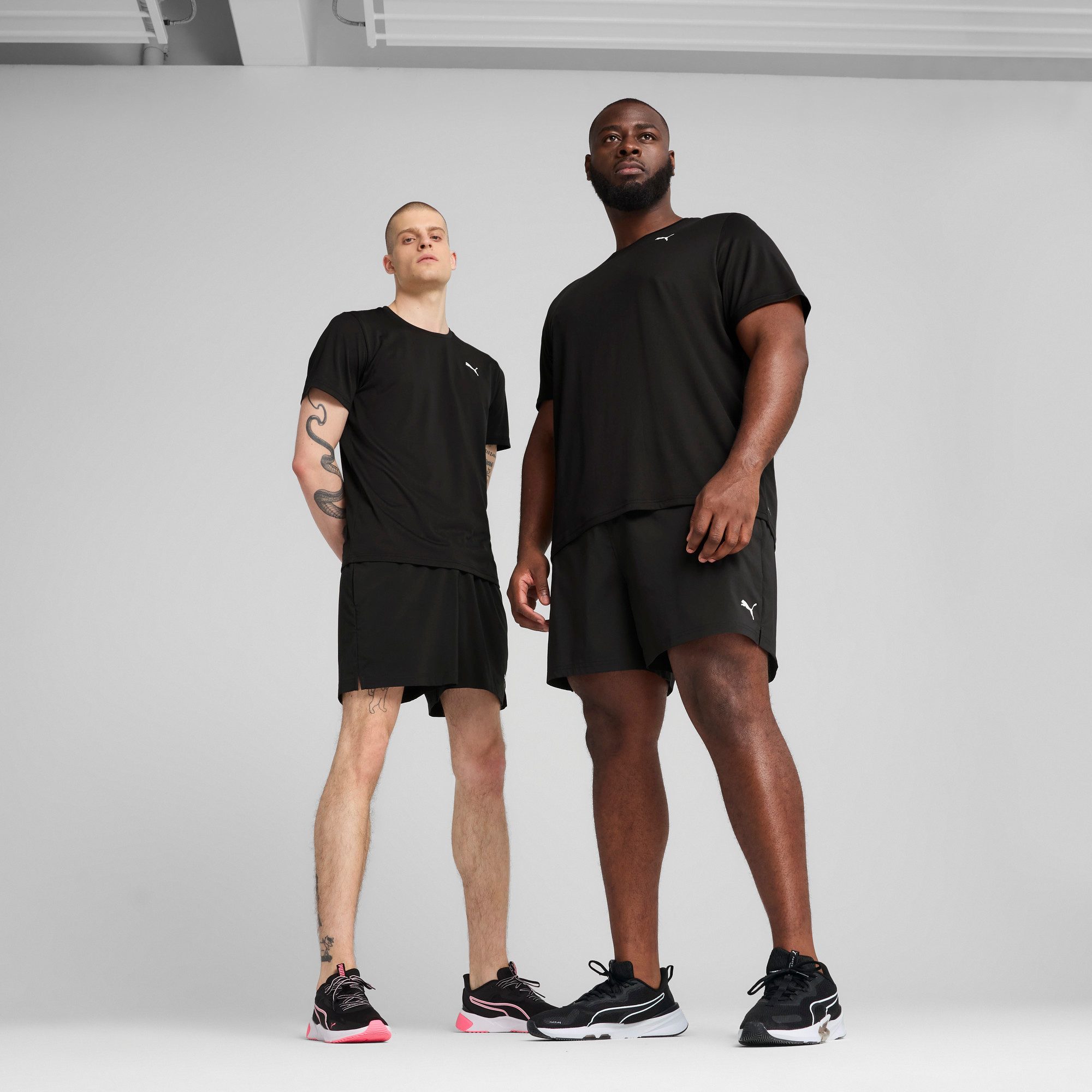 PUMA Trainingsshorts M TAD ESSENTIALS 5 WOVEN SHORT atmungsaktives Material, mit DryCELL Technologie – Bild 4 von 5