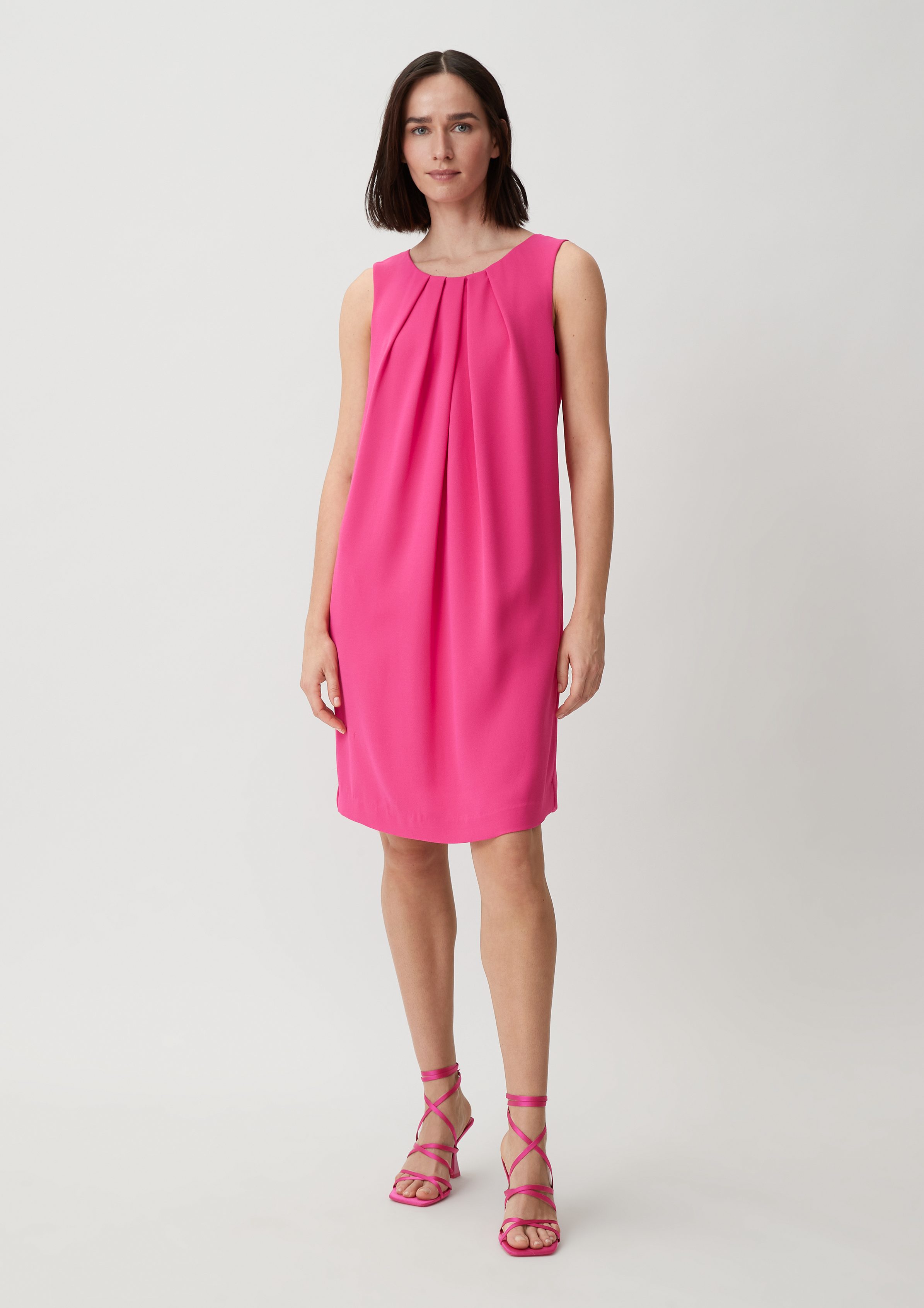 Comma Minikleid Kurzes Kleid aus Crêpe Teilungsnähte, Raffung pink