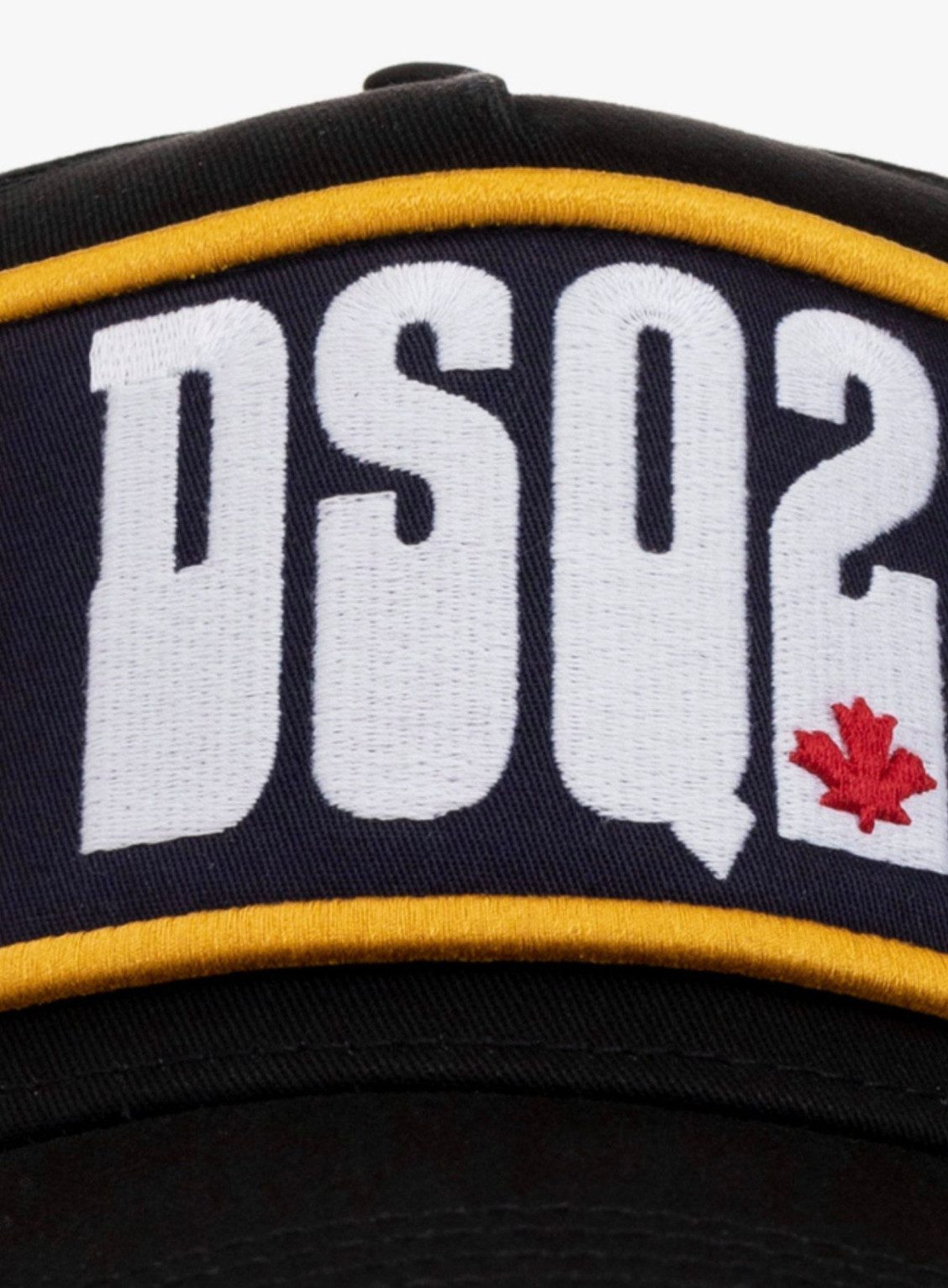 Dsquared2 Baseball Cap DSQ2 Canadian Tradition Logo Baseballkappe Kappe Gebogener Schirm, distressed Finish, verstellbarer Riemen hinten