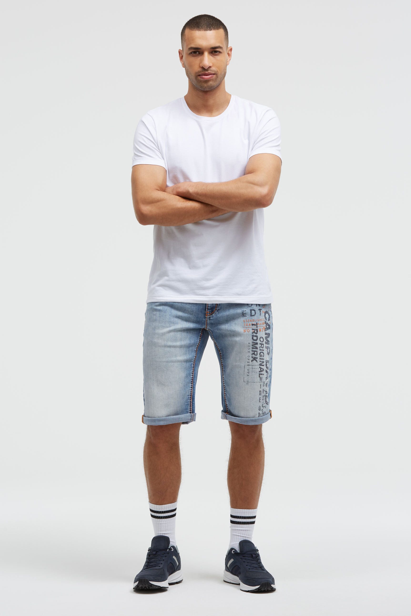 CAMP DAVID Jeansshorts mit breiten Nähten