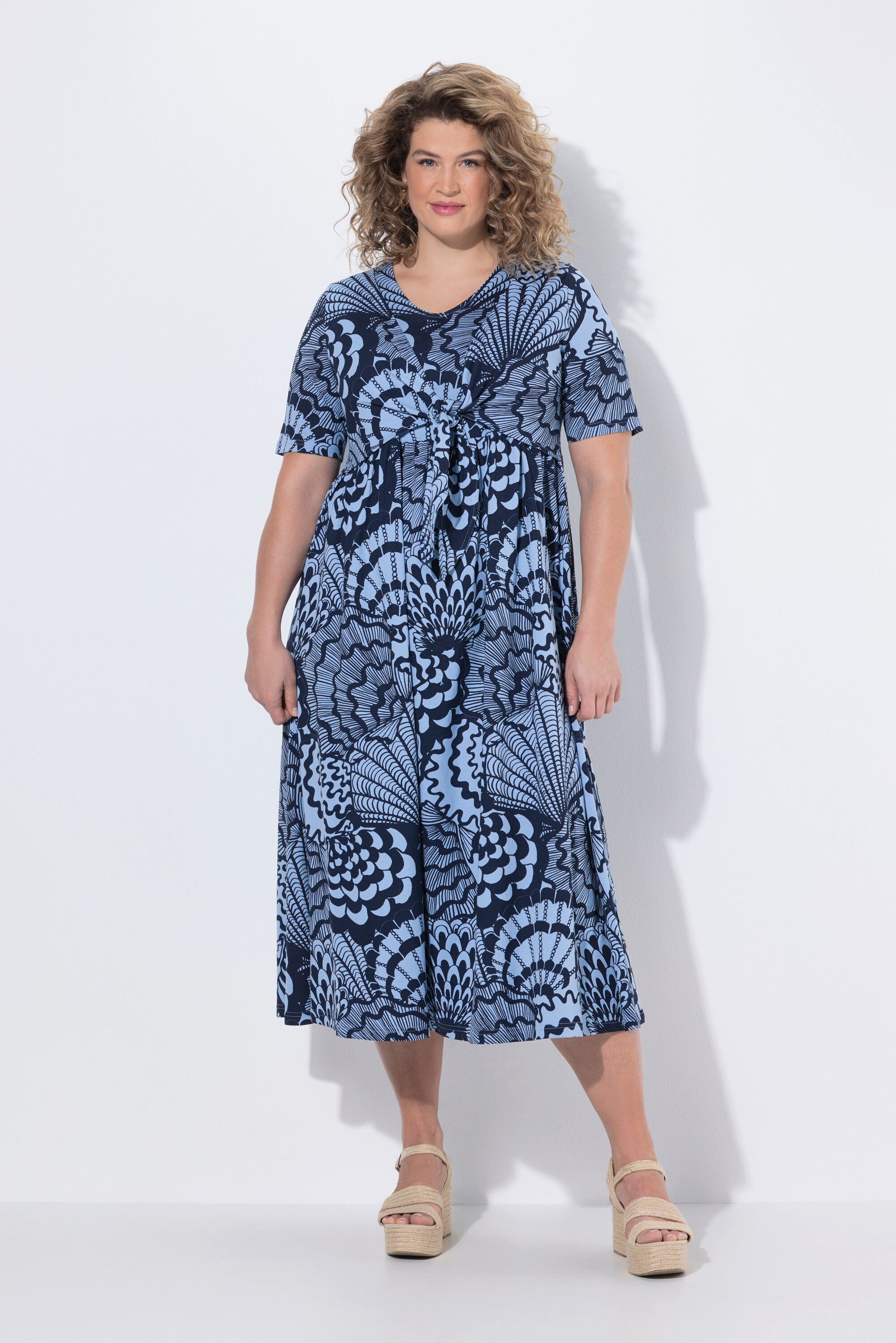 Ulla Popken Midikleid Maxikleid Muscheln V-Ausschnitt Halbarm