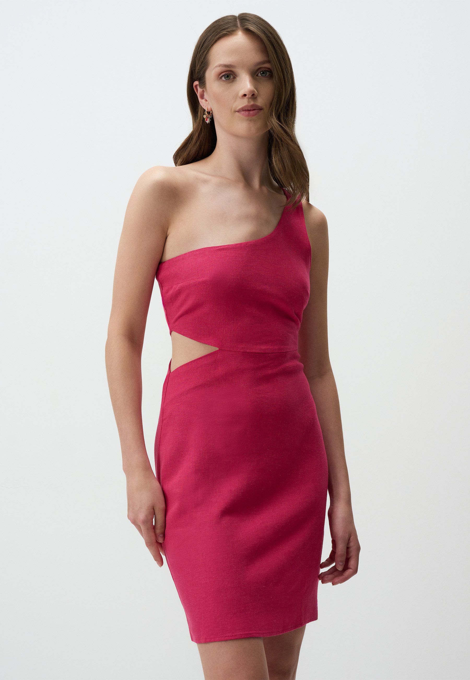 Minikleid Mini-Leinenkleid Mit Fensterdetail An Einer Schulter