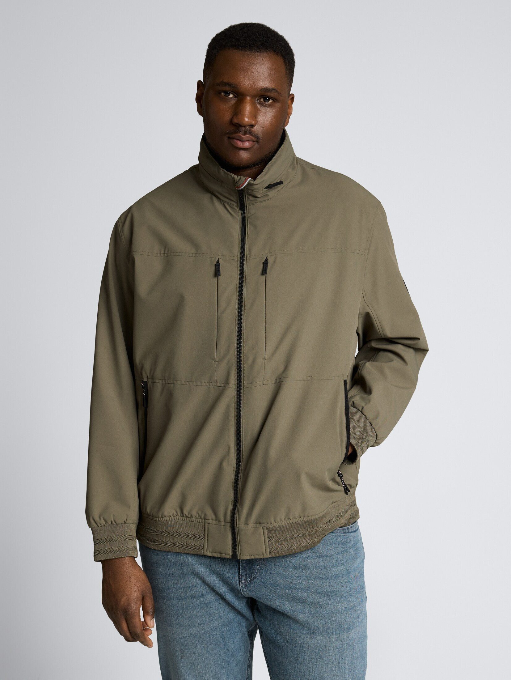 TOM TAILOR PLUS Outdoorjacke Jacken Plus Size - Blouson Jacke mit verstaubarer Kapuze