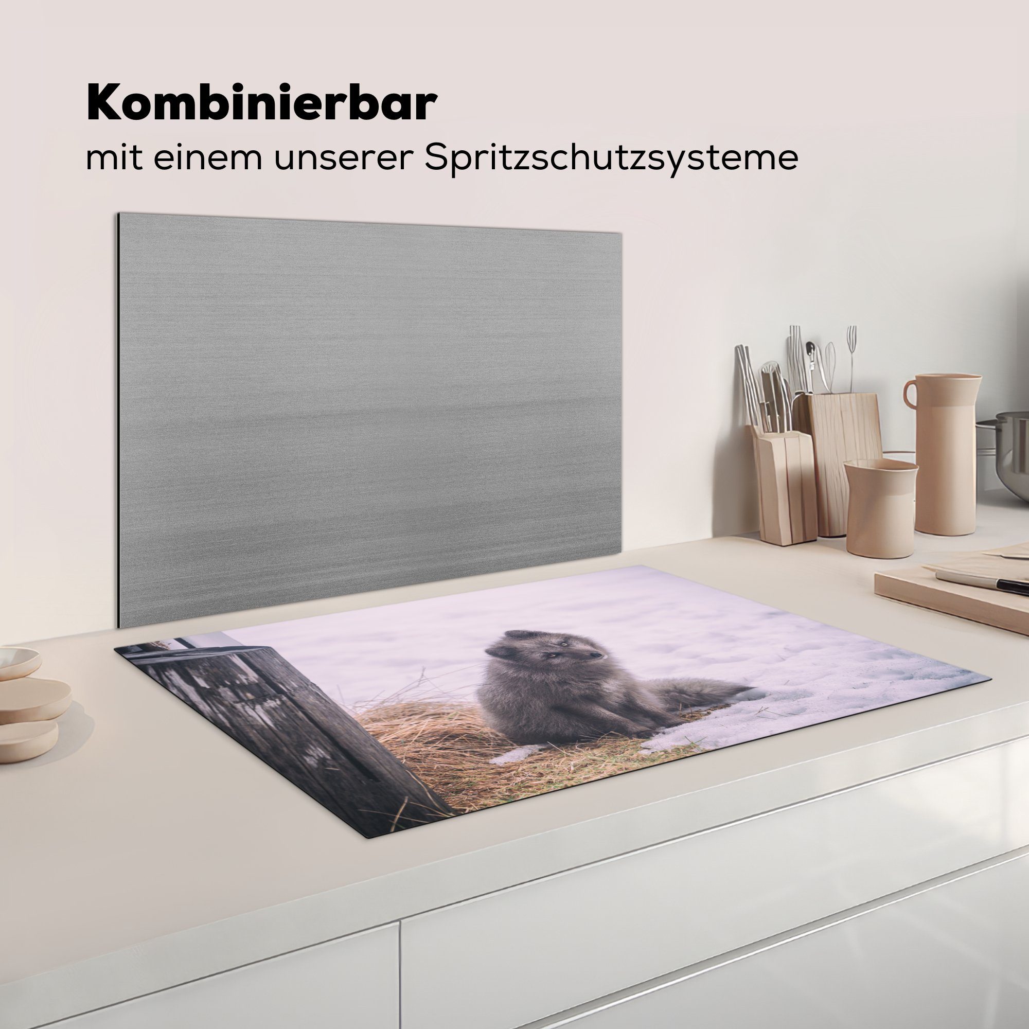 (1 - Vinyl, für Ceranfeldabdeckung - tlg), 81x52 küche, Schutz MuchoWow Schnee, Induktionskochfeld Grau die Fuchs cm, Herdblende-/Abdeckplatte