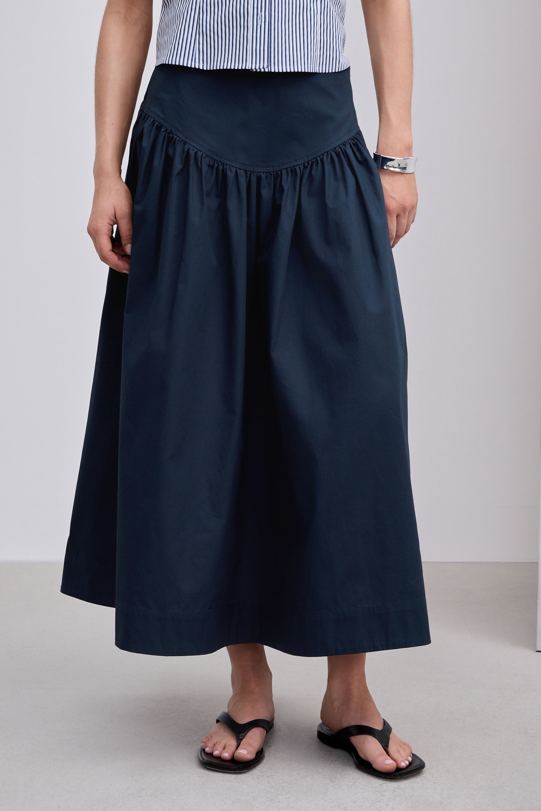 Next Midirock Midirock mit tiefer Taille aus Baumwollpopeline (1-tlg) – Bild 5 von 5