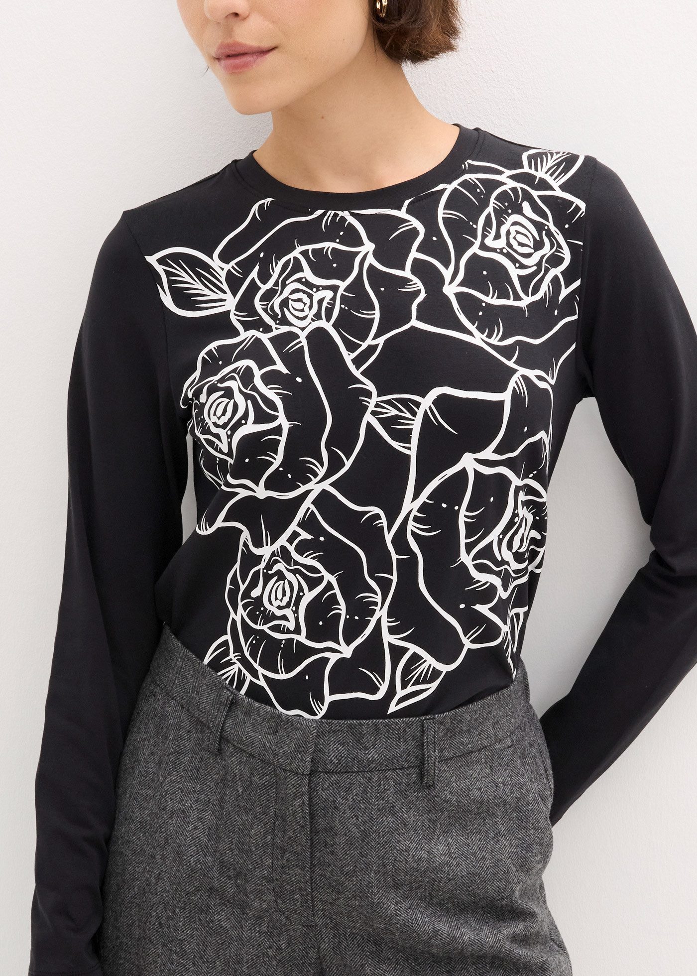 bonprix Langarmshirt Langarmshirt mit Rosendruck und günstig online kaufen