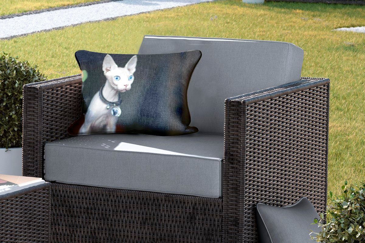 MuchoWow Dekokissen Augen, mit Sphynx-Katze auffallend blauen Outdoor-Dekorationskissen, Polyester, Kissenhülle Dekokissenbezug