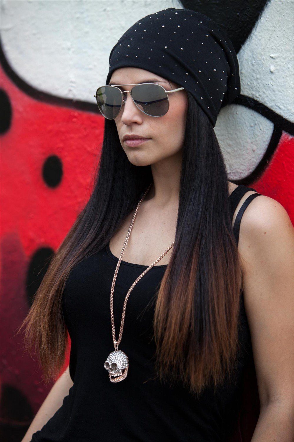 styleBREAKER Beanie Beanie mit Strass Nieten Applikation (1-St) günstig online kaufen