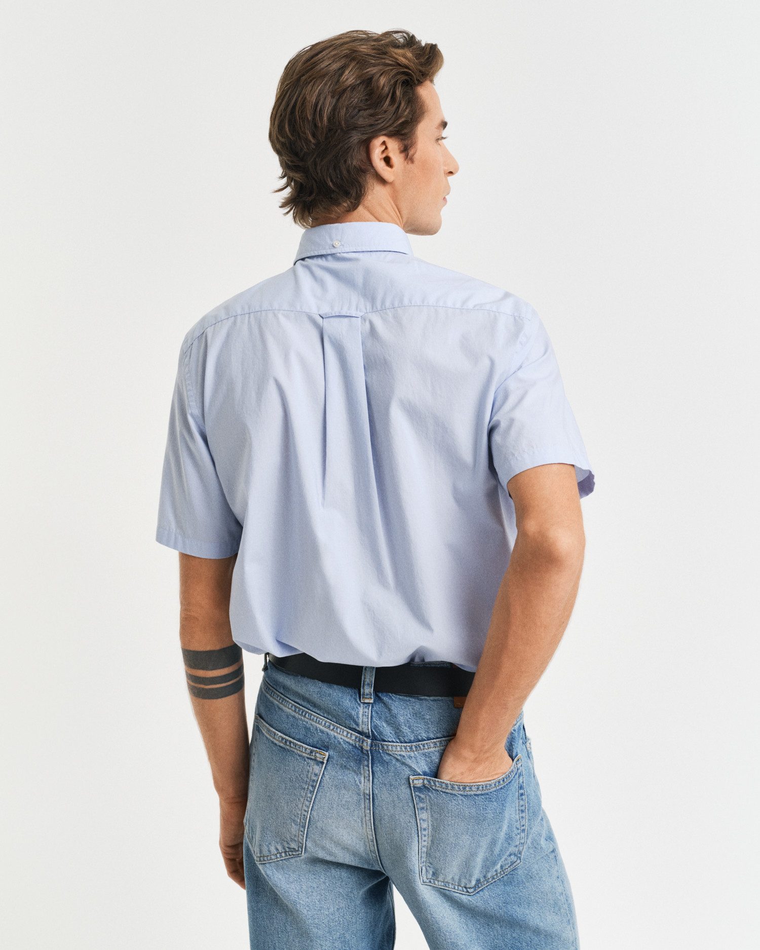 Gant Kurzarmhemd Regular Fit Popeline Hemd leicht strapazierfähig pflegeleicht mit einer kleinen Logostickerei auf der Brusttasche