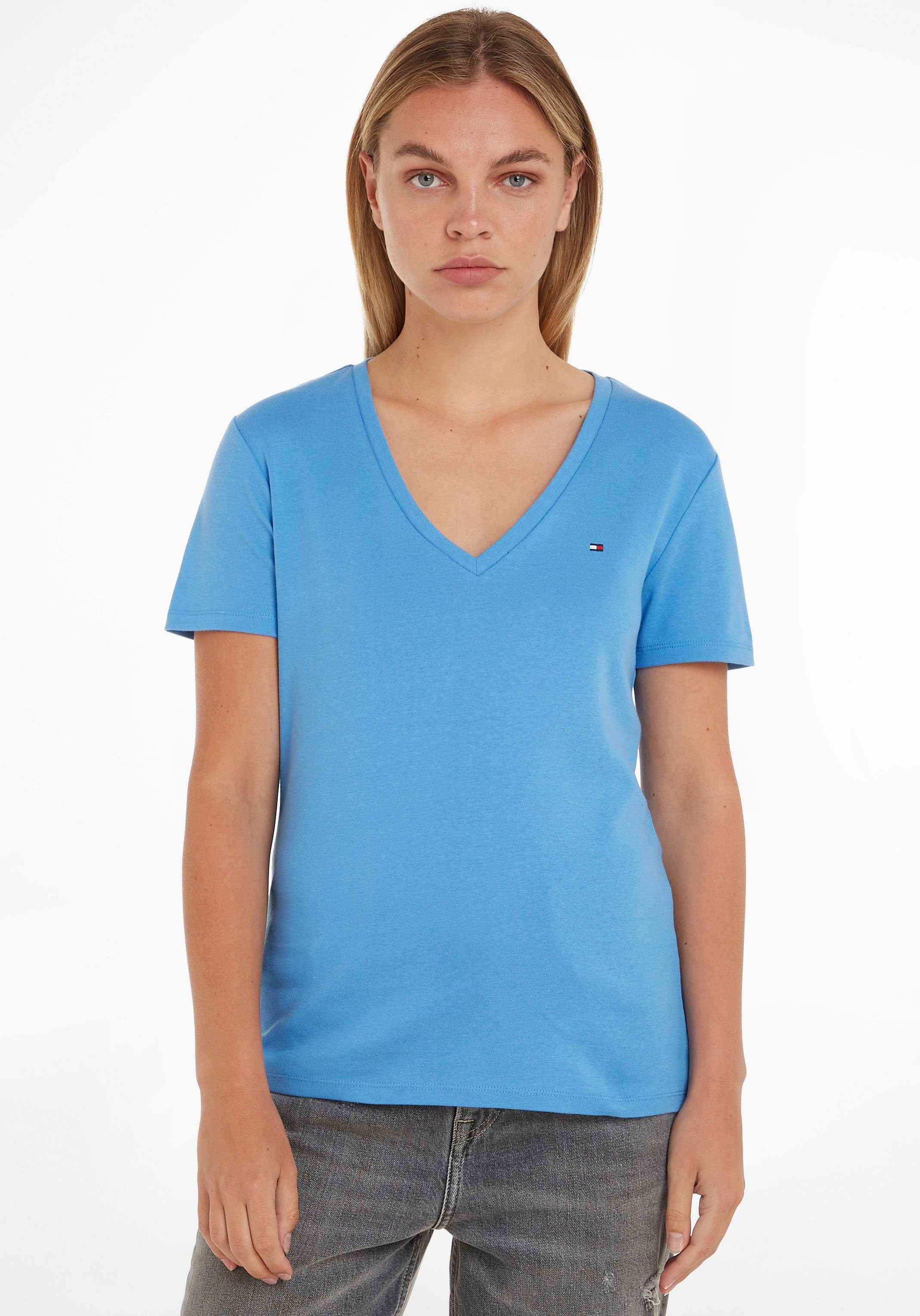 Logostickerei Tommy SLIM dezenter Blue mit SS Hilfiger CODY V-NECK T-Shirt Hydrangea RIB