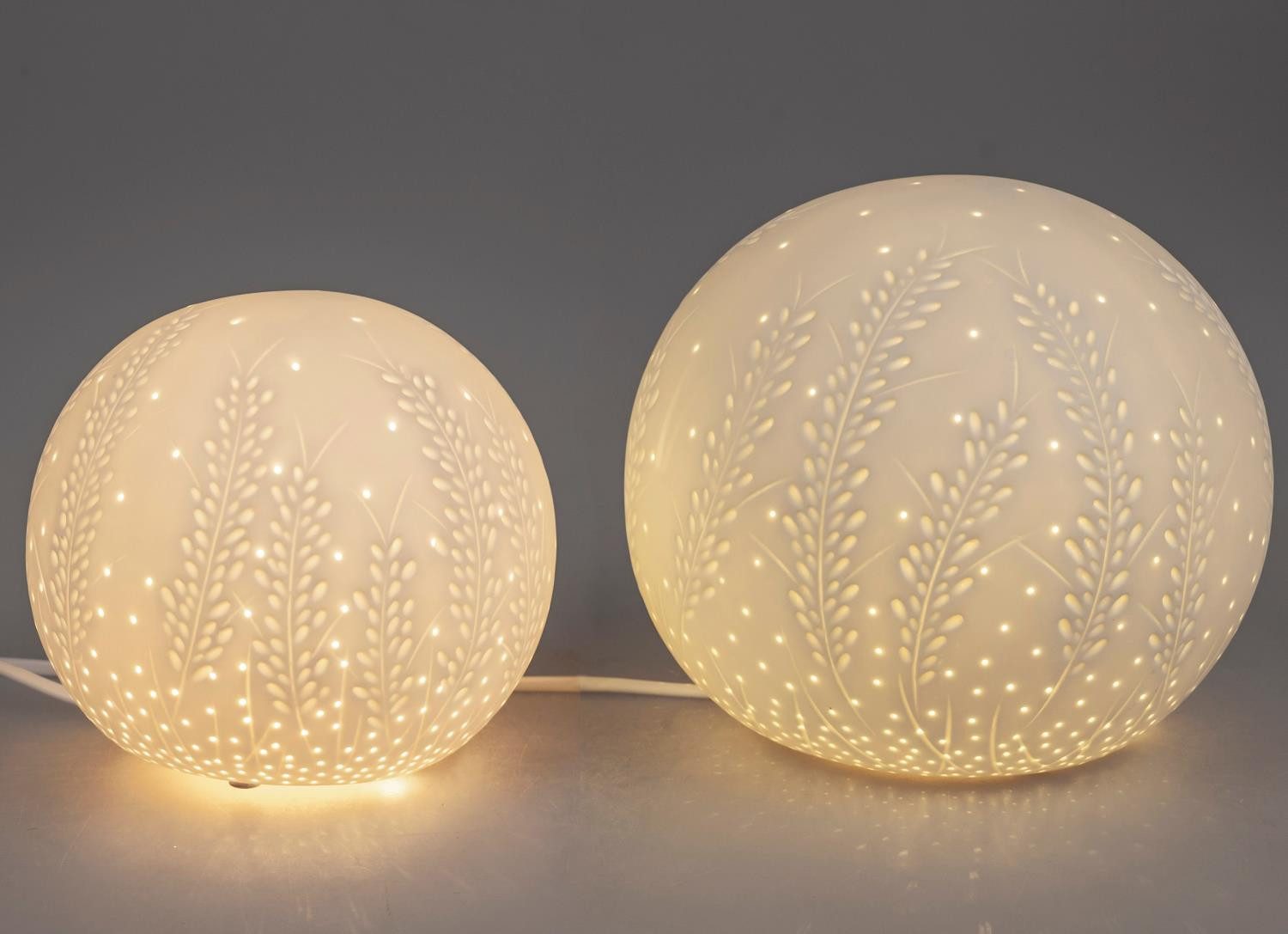 Nachttischlampe Blätter