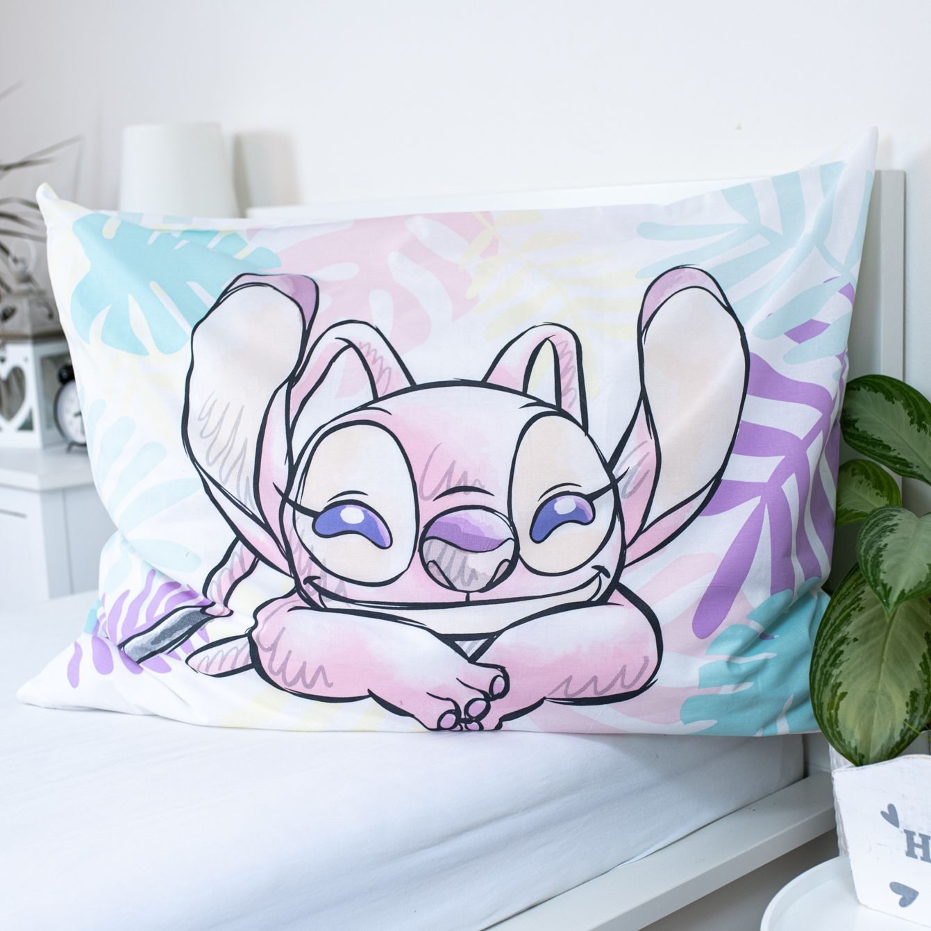 Lilo & Stitch Wendebettbezug Lilo und Stitch weiße Bettwäsche Kopfkissen Bettdecke Set 135/140x200, (2 St), Wendbar mit 2 Motiven – Bild 4 von 5