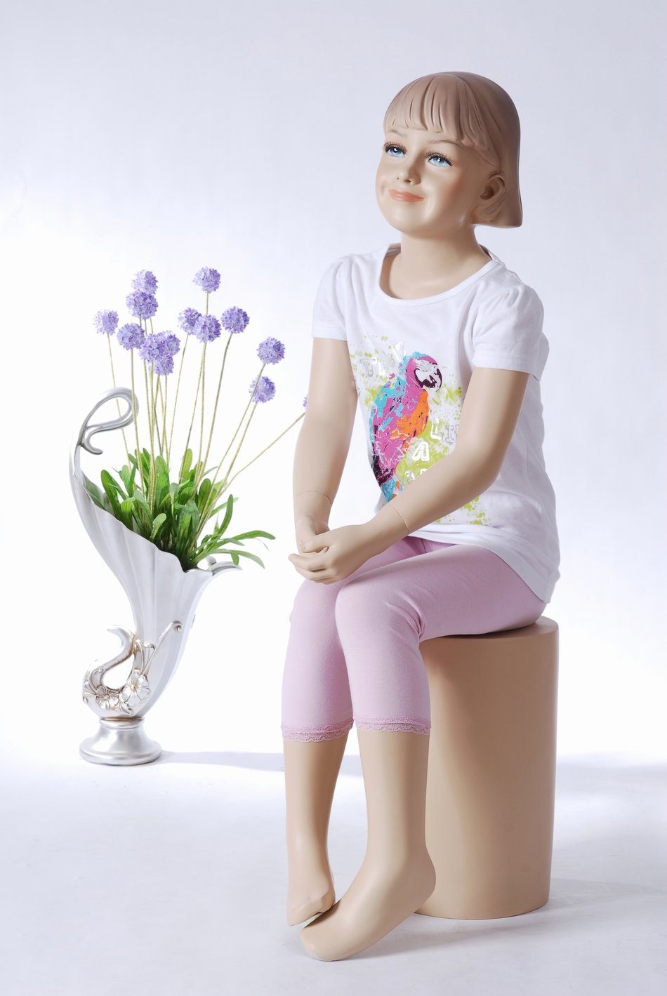 Eurotondisplay Schneiderpuppe Kinderpuppe Schaufensterpuppe Junge Mädchen sitzend Hautfarbe, Nicht zutreffend