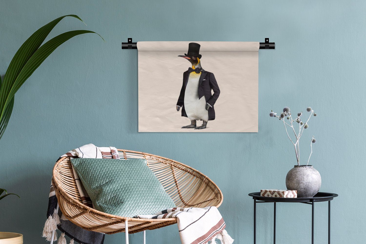 Wanddekoobjekt Wohnzimmer, Kinderzimmer Pinguin - - Hut Tier Kleid, MuchoWow Wanddeko für - - Schwarz, Schlafzimmer, Wandbehang, Colbert
