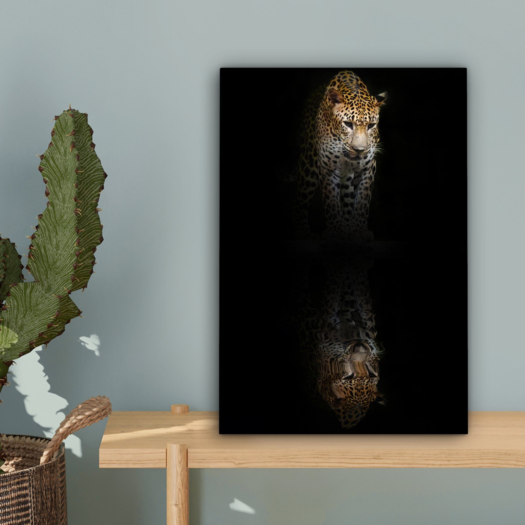 Gemälde, 20x30 inkl. Reflexion cm Leopard - - (1 Zackenaufhänger, Leinwandbild St), Leinwandbild fertig bespannt Schwarz, OneMillionCanvasses®