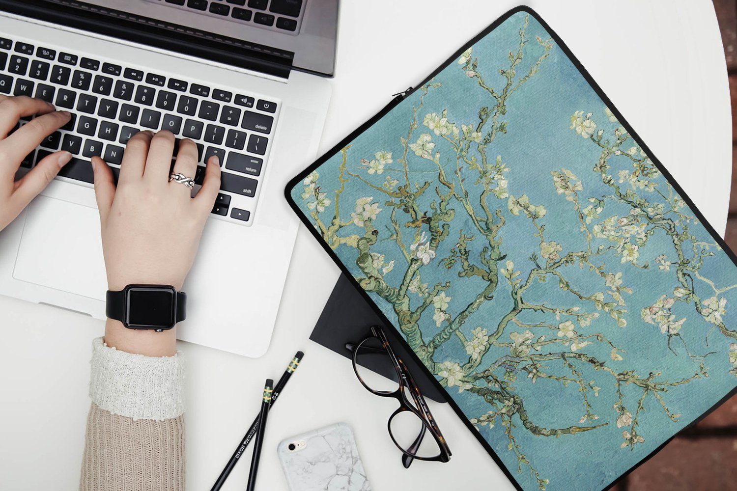 MuchoWow Laptop-Hülle Van Gogh - Mandelblüte - Alte Meister - Kunst - Vintage 13.3 Zoll, Laptopsleeve, weiches Innenfutter zum Schutz Kratzern, Laptoptasche – Bild 2 von 5