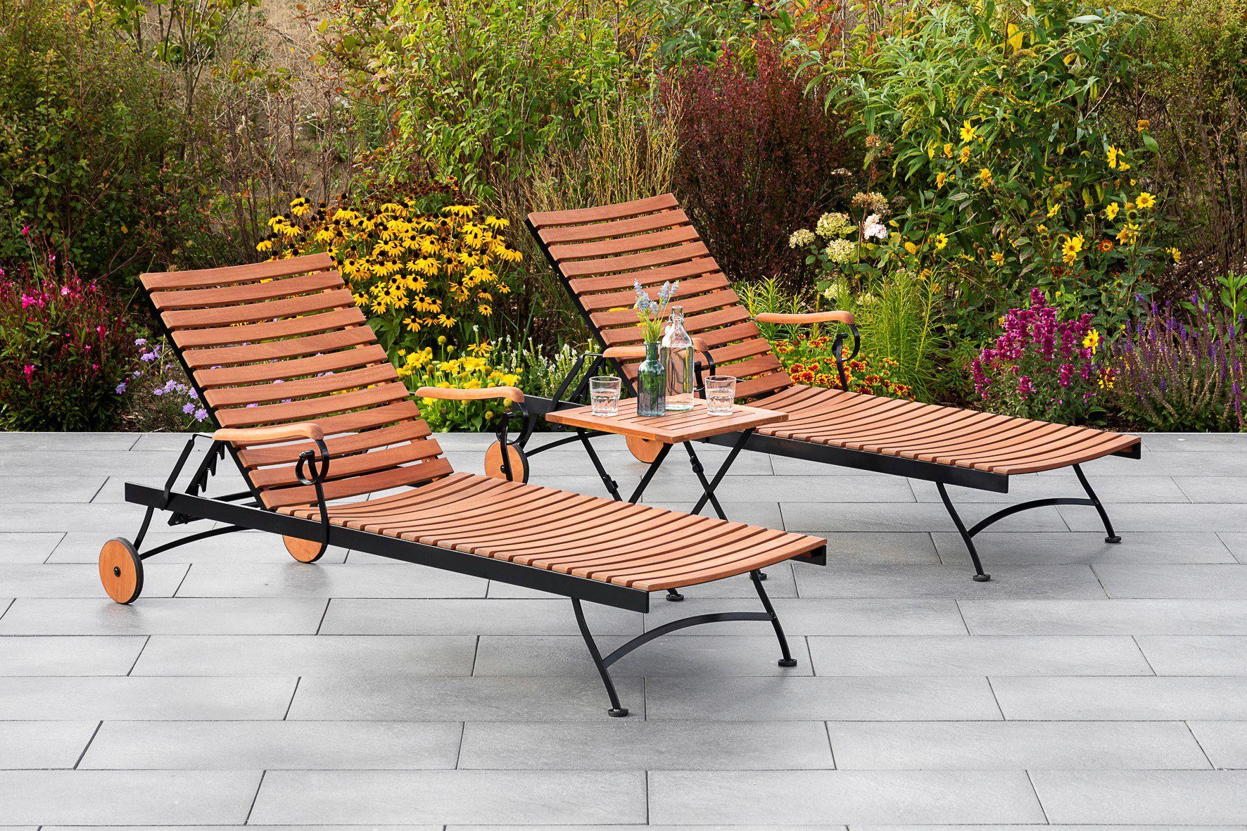 MERXX Garten-Essgruppe Schloßgarten, (3-tlg), 2 Gartenliegen, Klapphocker, mit Auflagen