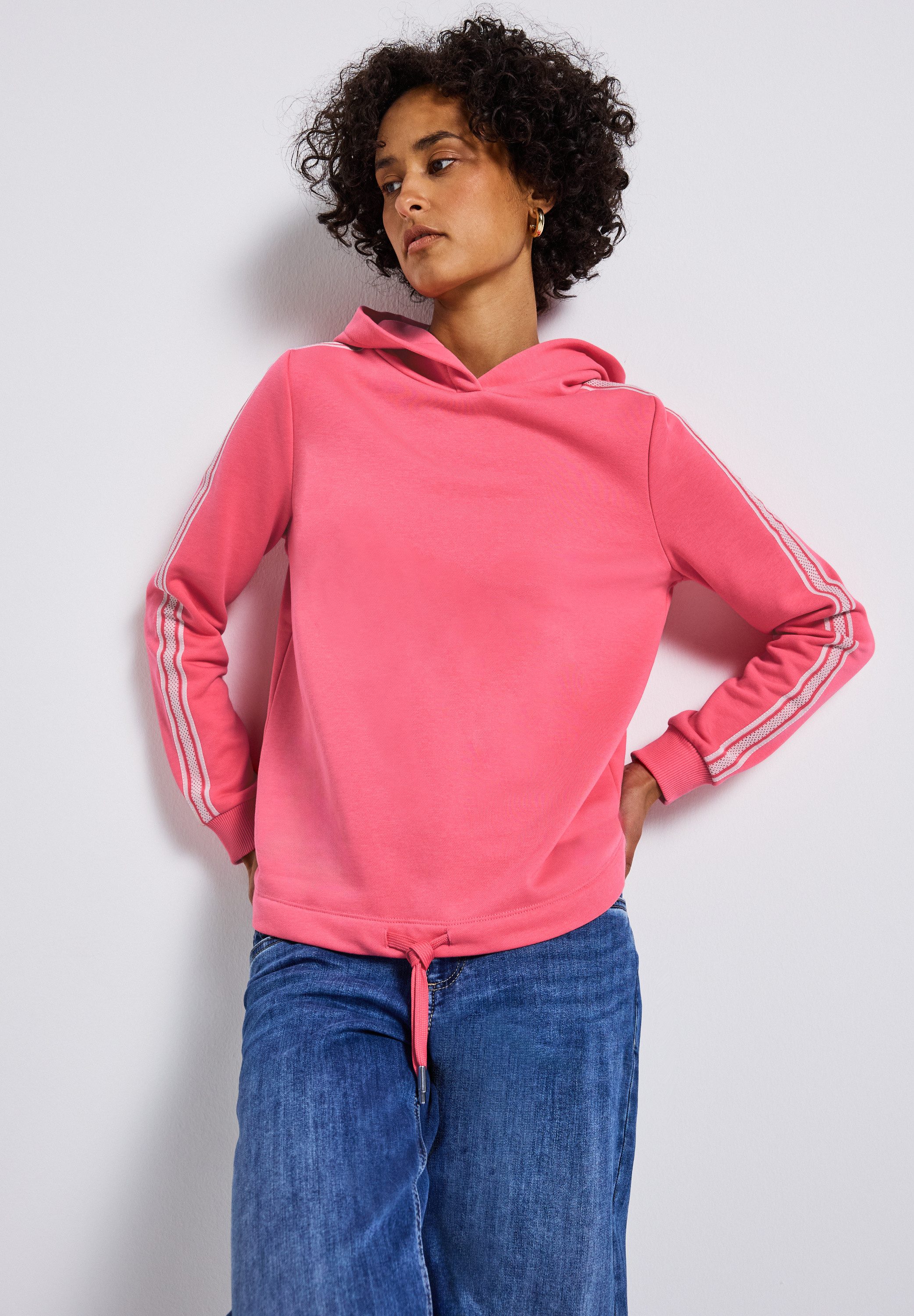 STREET ONE Hoodie mit Gallonstreifen und Tunnelzug am Saum günstig online kaufen