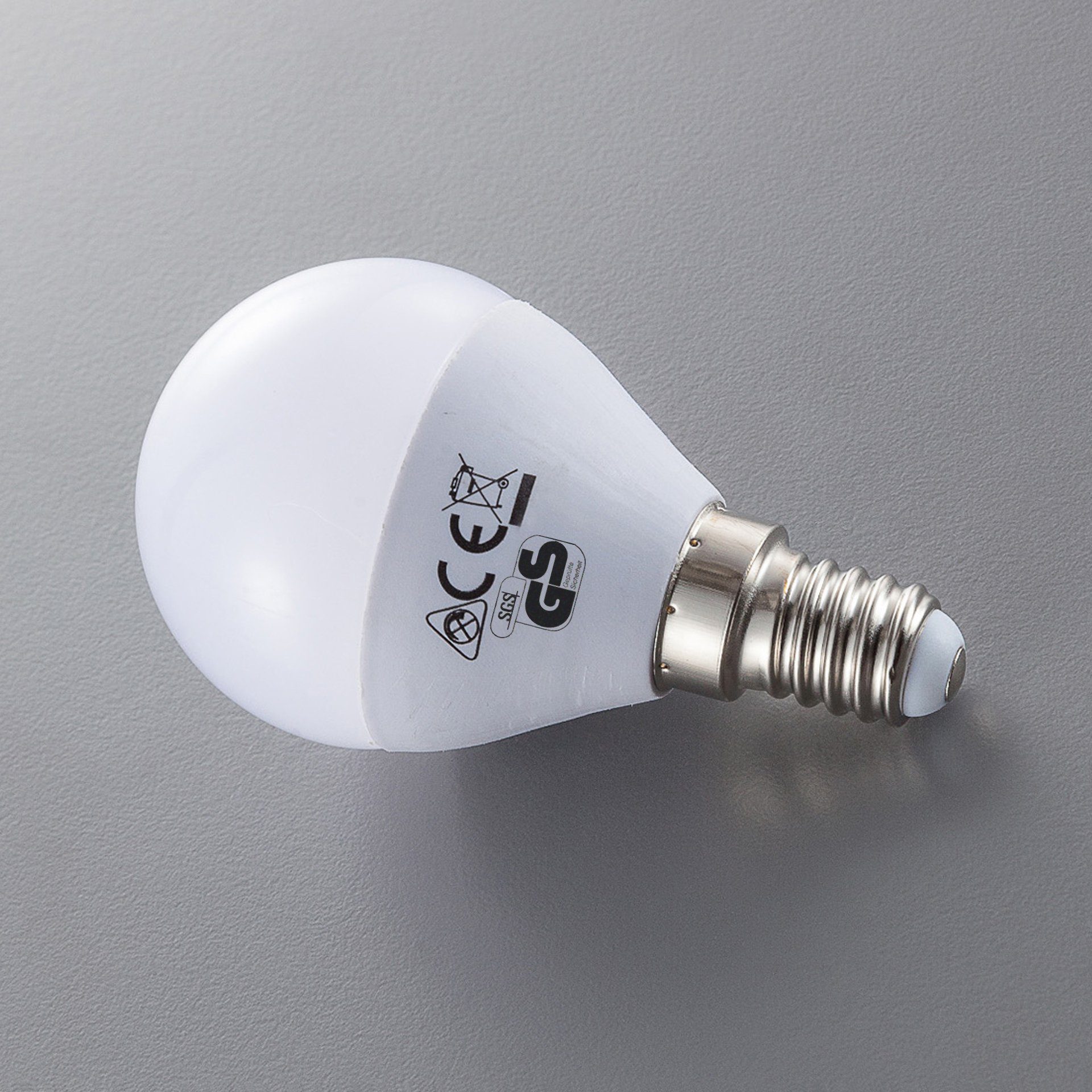 B.K.Licht LED-Leuchtmittel, E14, 5 LED-Lampe 470 Warmweiß, Glühbirne St., Lumen 3.000 Energiesparlampe Kelvin 5 Watt