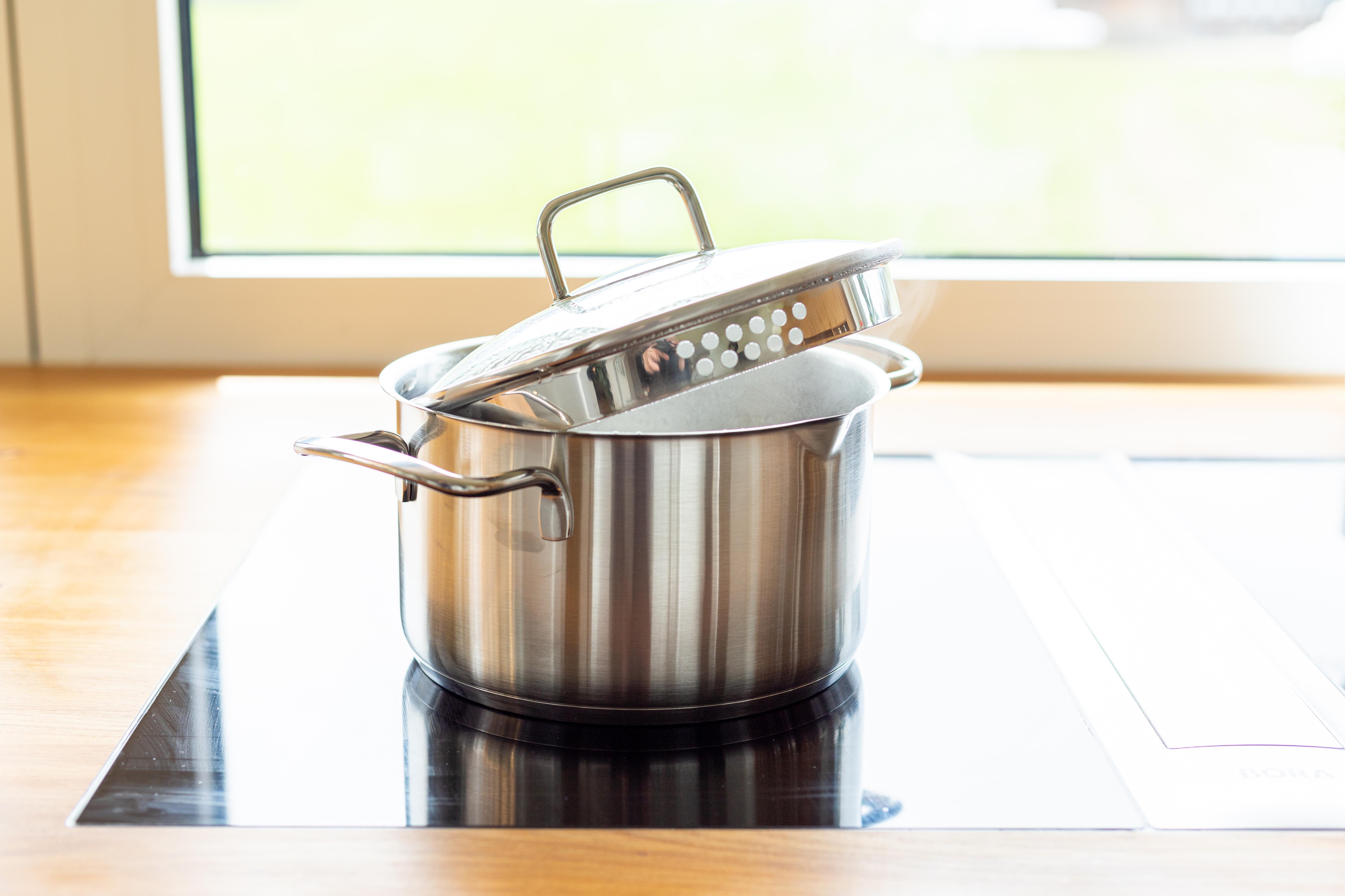 MÄSER Bratentopf Kochtopf Sanvito, Edelstahl, Edelstahl 18/10 (Set, 1-tlg., Topf inkl. Deckel)