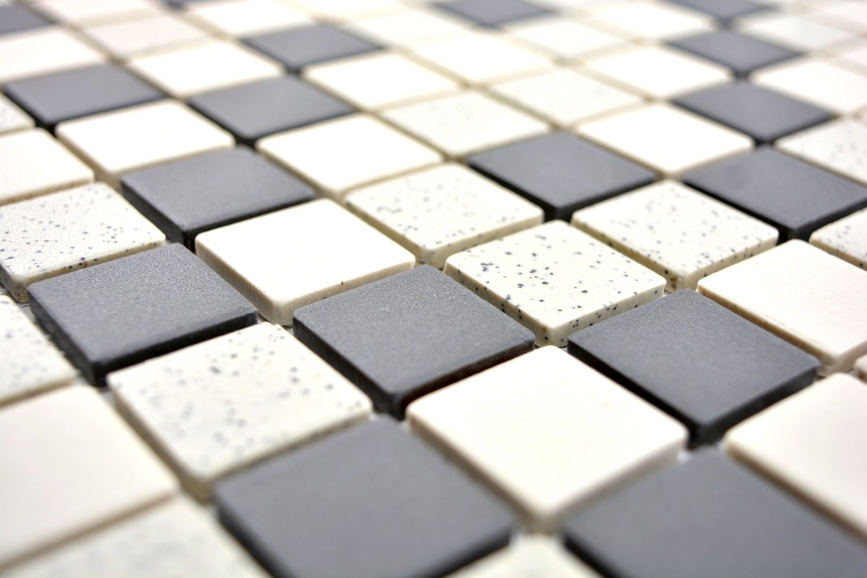 Keramik Boden schwarz Küche unglasiert Mosaikfliesen soft gesprenkelt Mosaik beige Mosani