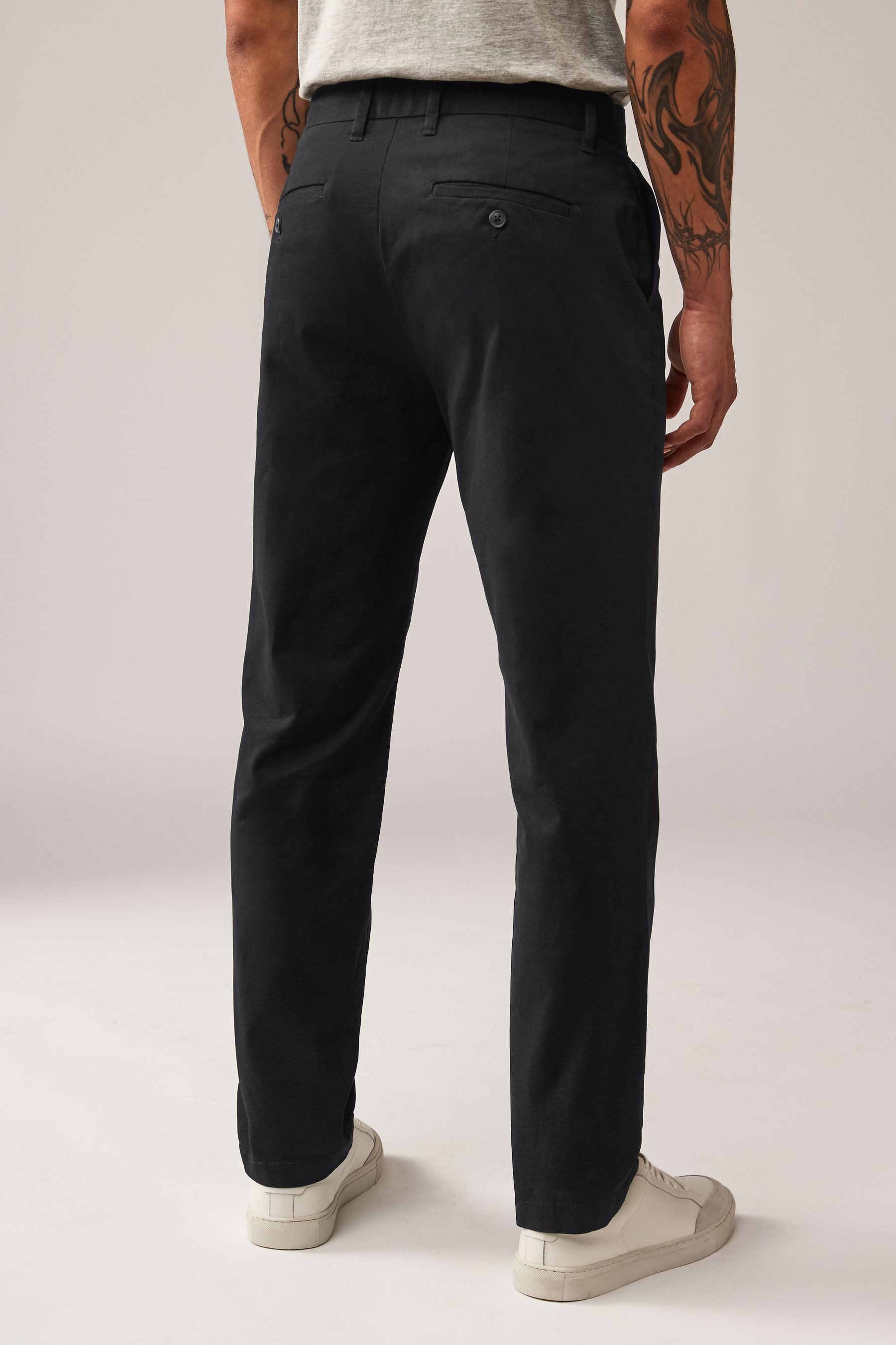 Next Chinohose Weiche Straight Fit Stretch-Chinohose günstig online kaufen