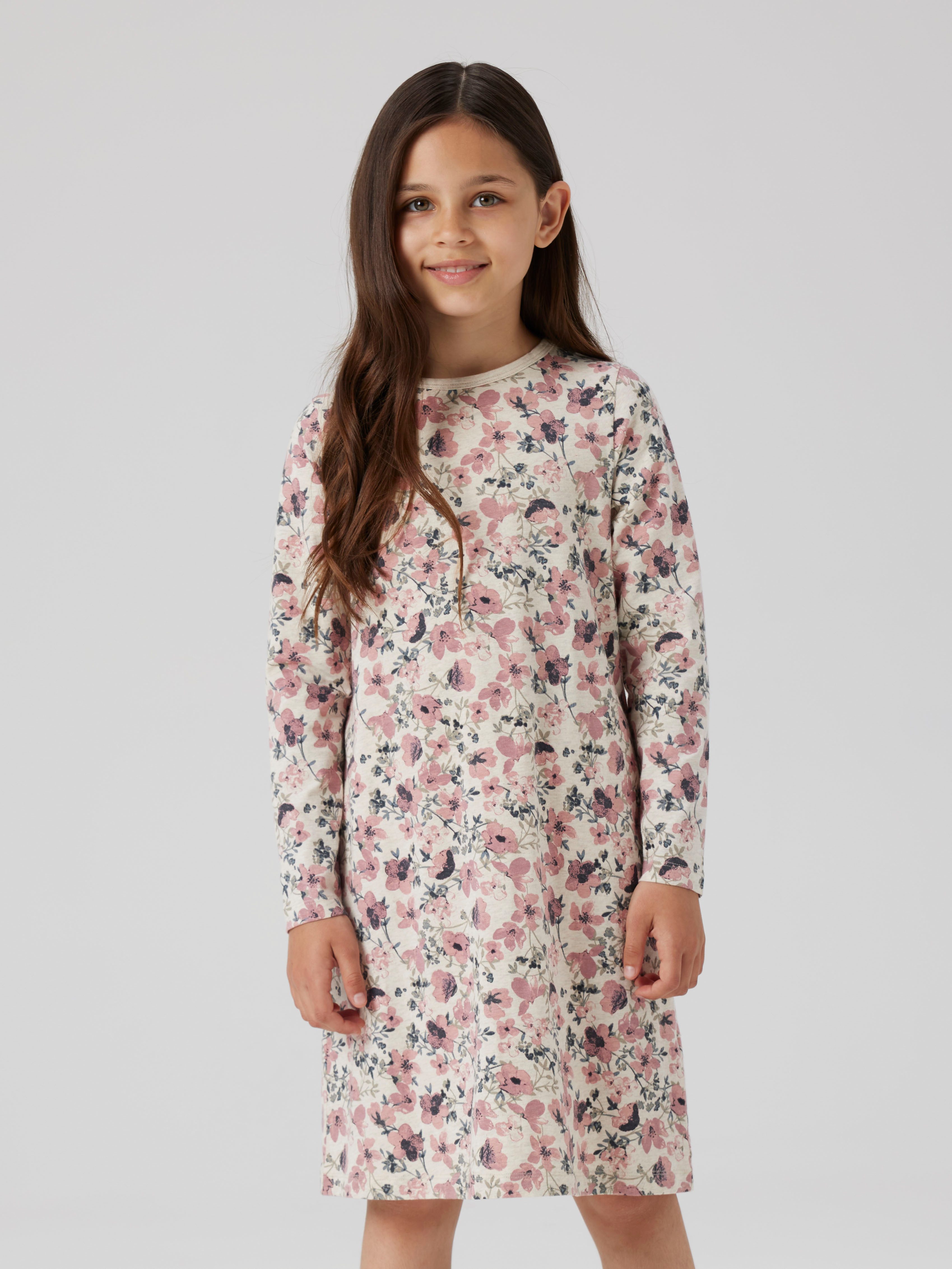 Name It Nachthemd NKFNIGHTGOWN LS NOSTALGIA FLOWER NOOS aus Baumwollmischung, Relaxed Fit, elastisches Jersey-Material