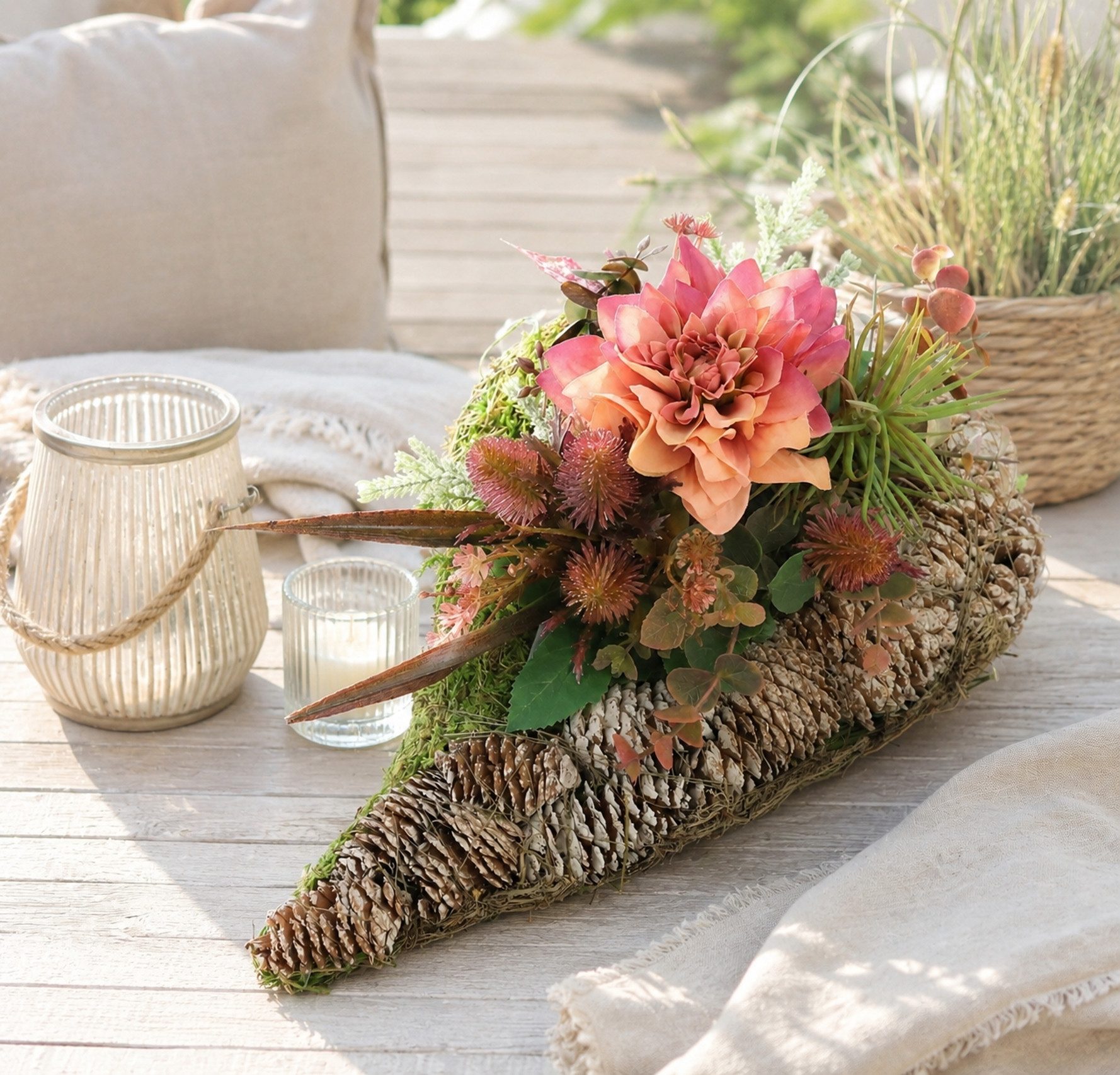 Kunstblume Herz Gesteck mit Dahlie in Herz-Pflanzschale, OTTO home, Höhe 14 cm, Herbstdekoration mit Dahlienblüte, Zapfen und Kunstpflanzen – Bild 2 von 2