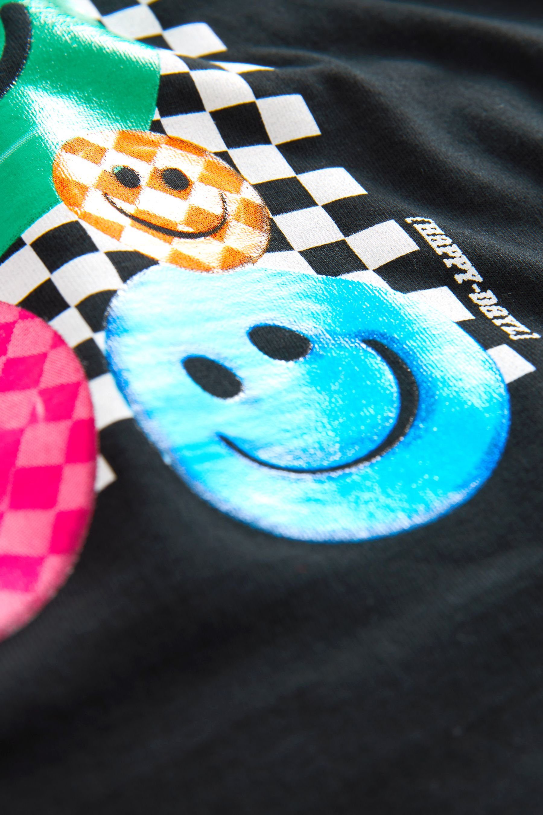 Next T-Shirt Figurenmotiv Smile Black Kurzarm-T-Shirt Checkerboard mit (1-tlg)