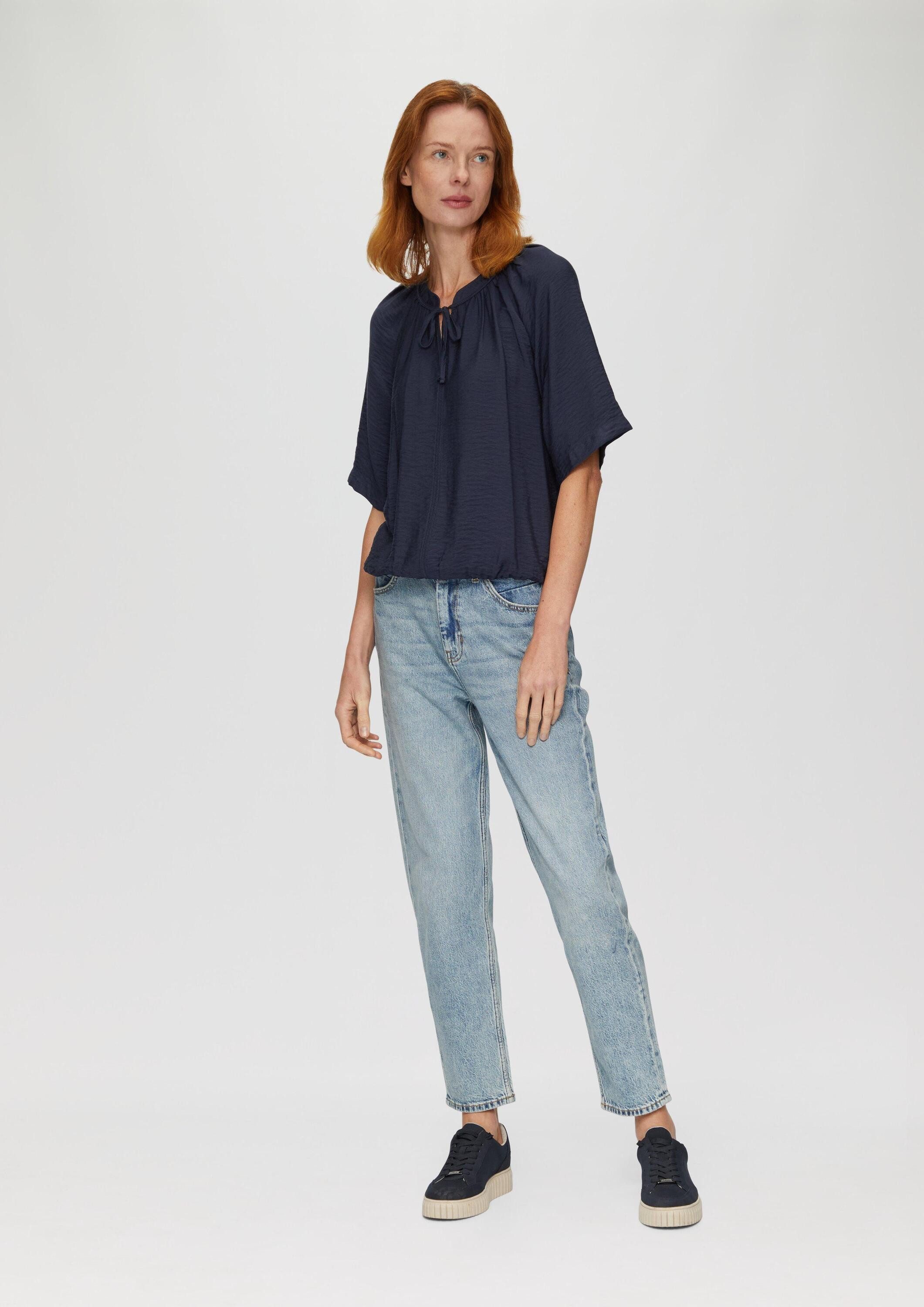 s.Oliver Kurzarmbluse Bluse Strukturierte Bluse im O-Shape mit Raffdetails