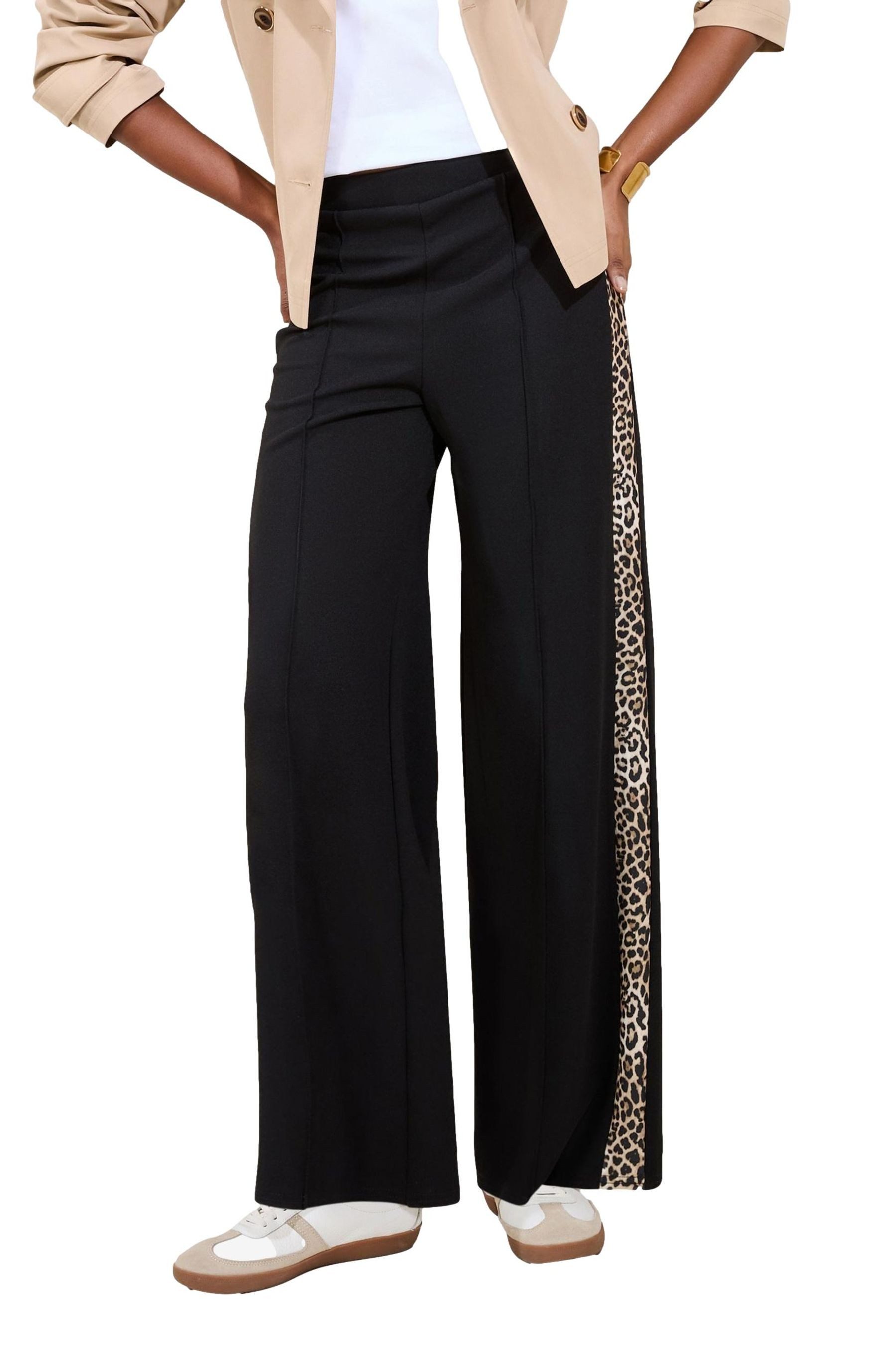 Stoffhose Lipsy Hose mit Print und Seitenstreifen, Regular