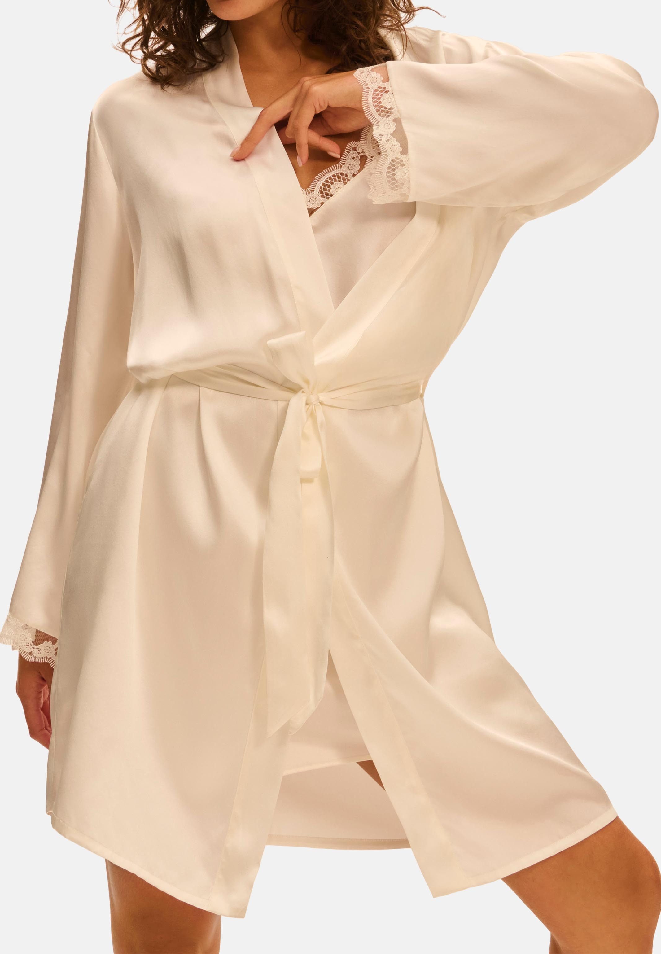 SIMONE PERELE Negligé Love Me (1-tlg) Neglige - Blickdicht - Details aus Spitze, Feminine Optik