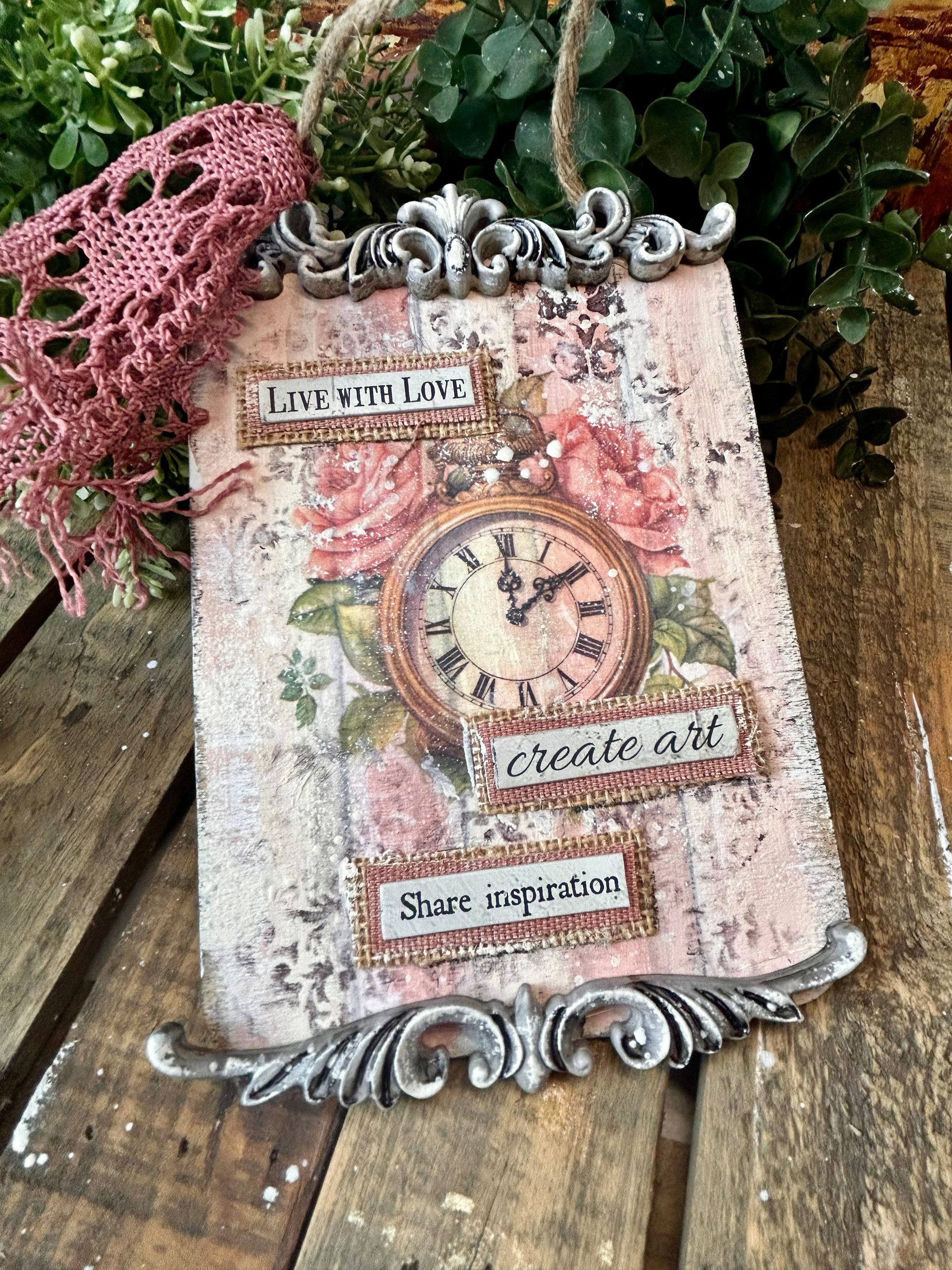 Stamperia Malschablone Wonderland, 25x12cm