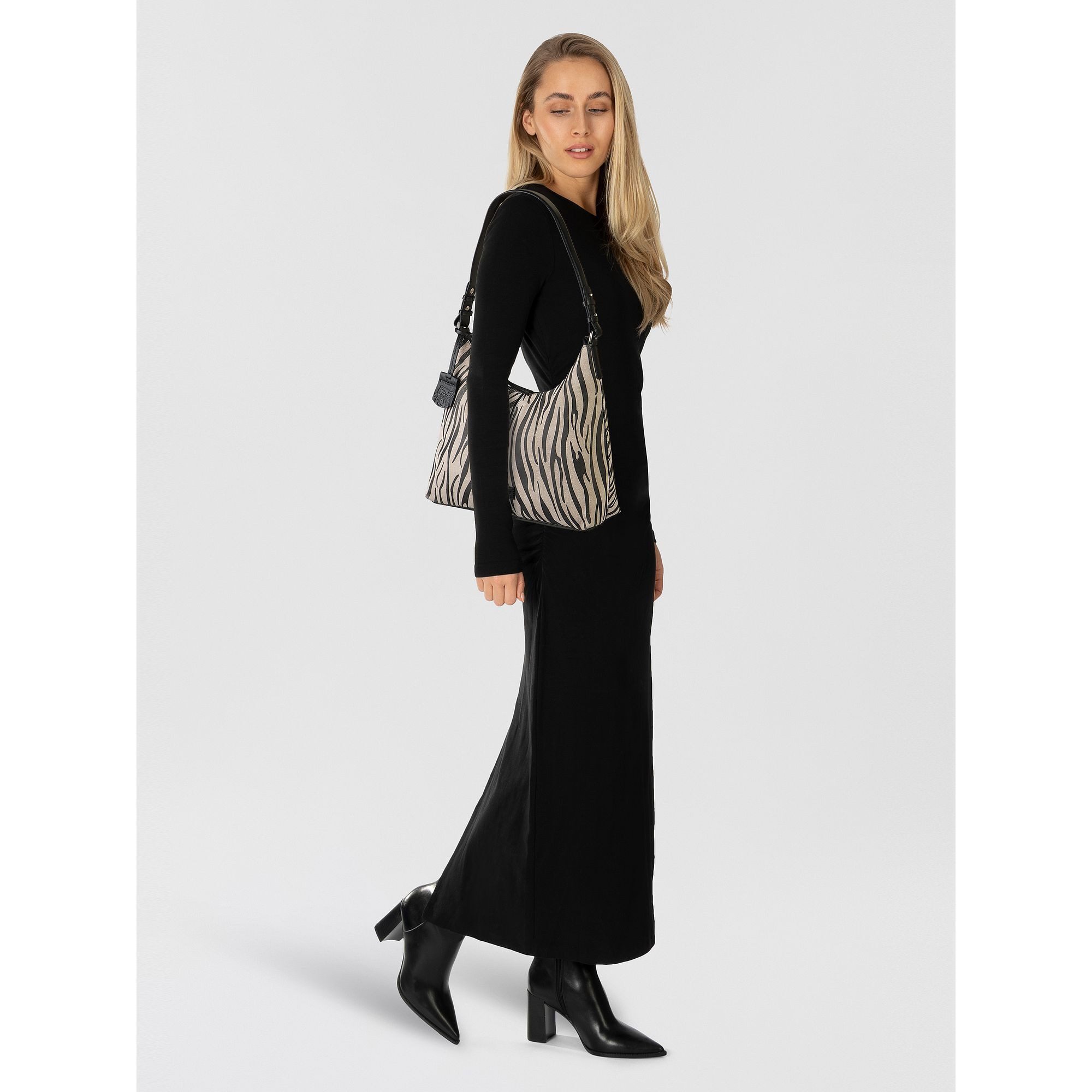 Burkely Schultertasche Animo, Leder