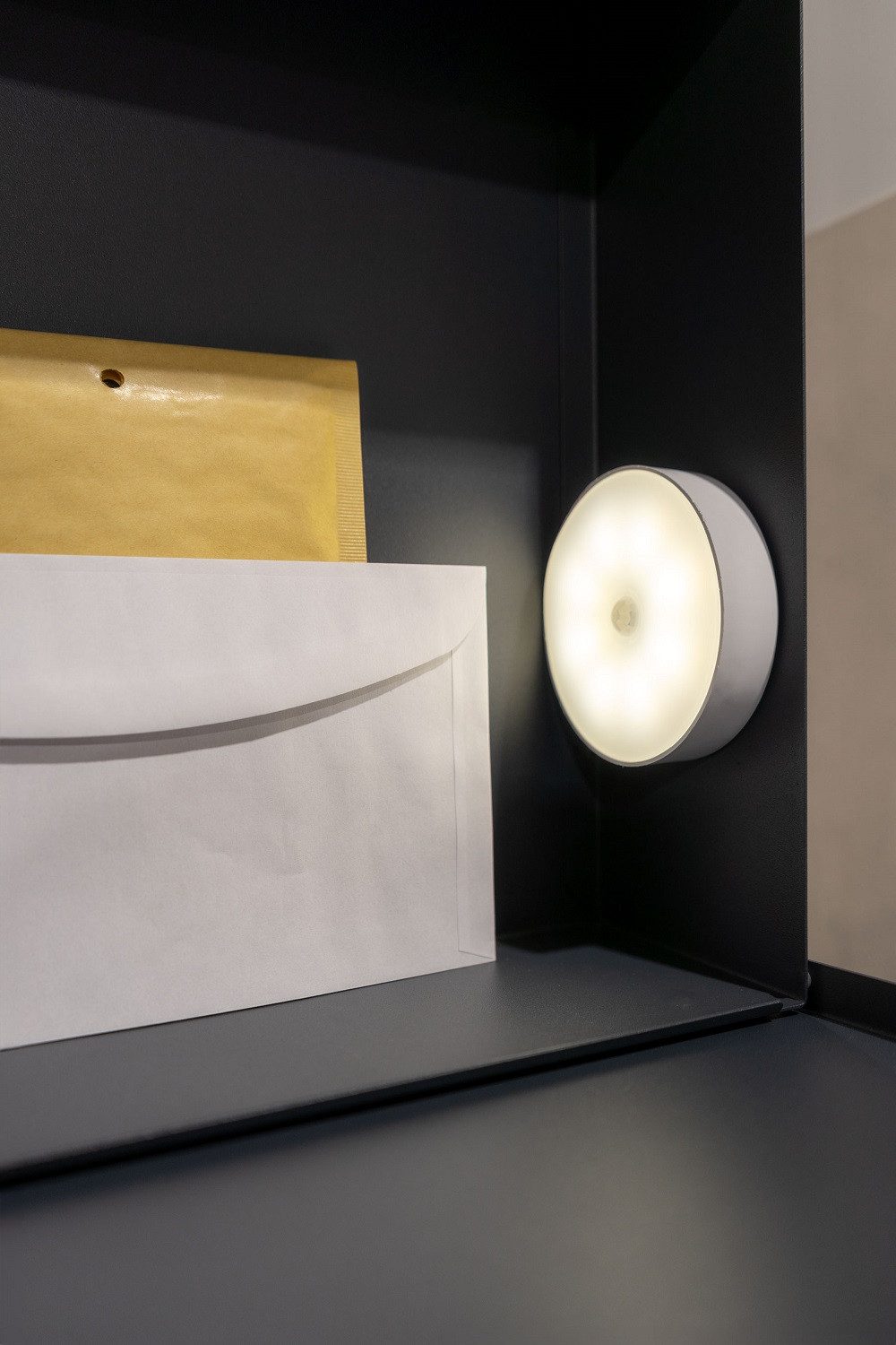 Radius Briefkasten Letterman 4 Anthrazit (RAL 7016) inkl. LED Licht – Bild 5 von 5