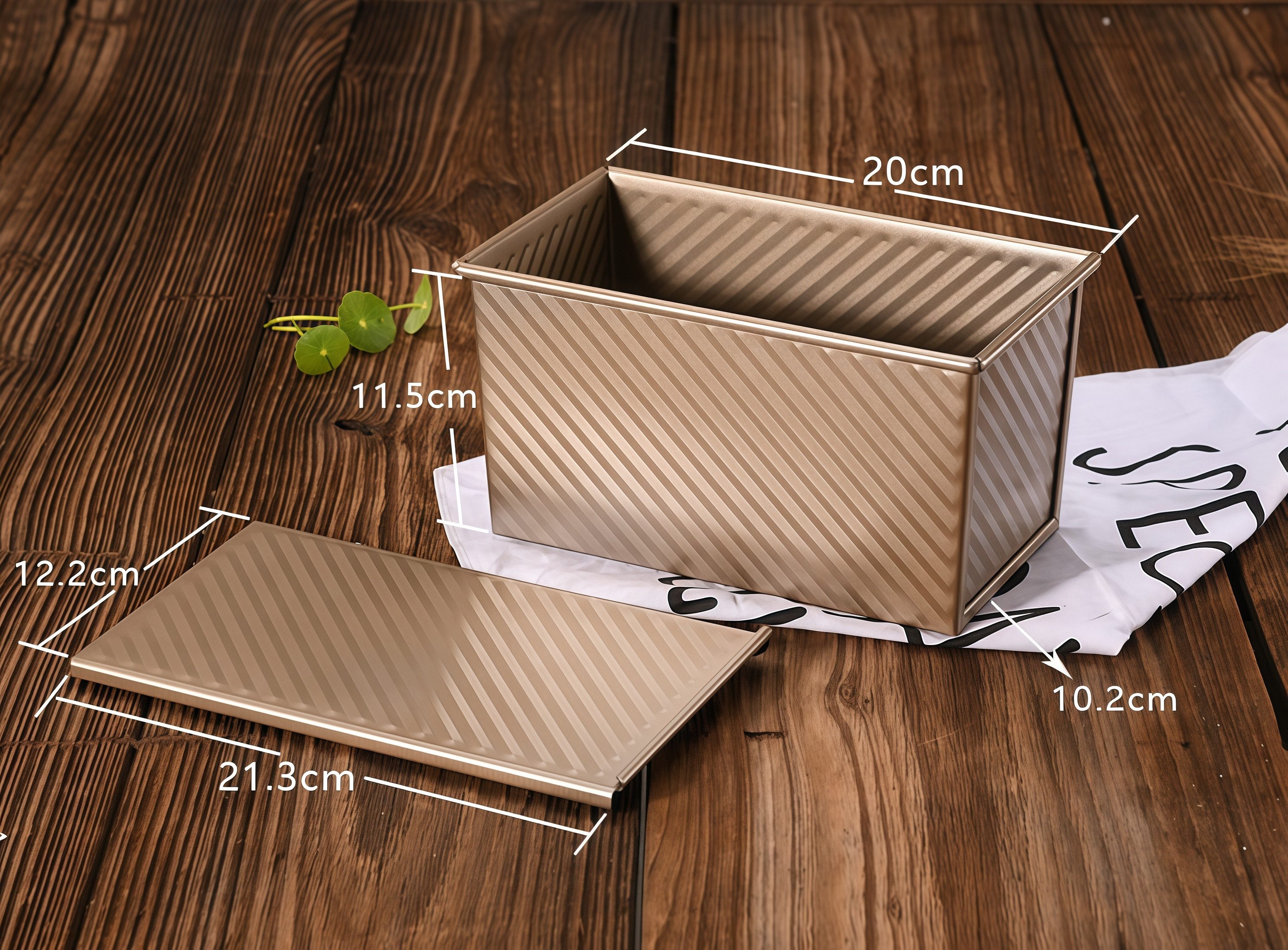 FOUORTUNATE-BEE Brotbackform Antihaft-Brotbackform mit Deckel – Ideal für Toast und Kuchen, Praktische Toast- und Kuchenform für gleichmäßiges Backen zu Hause