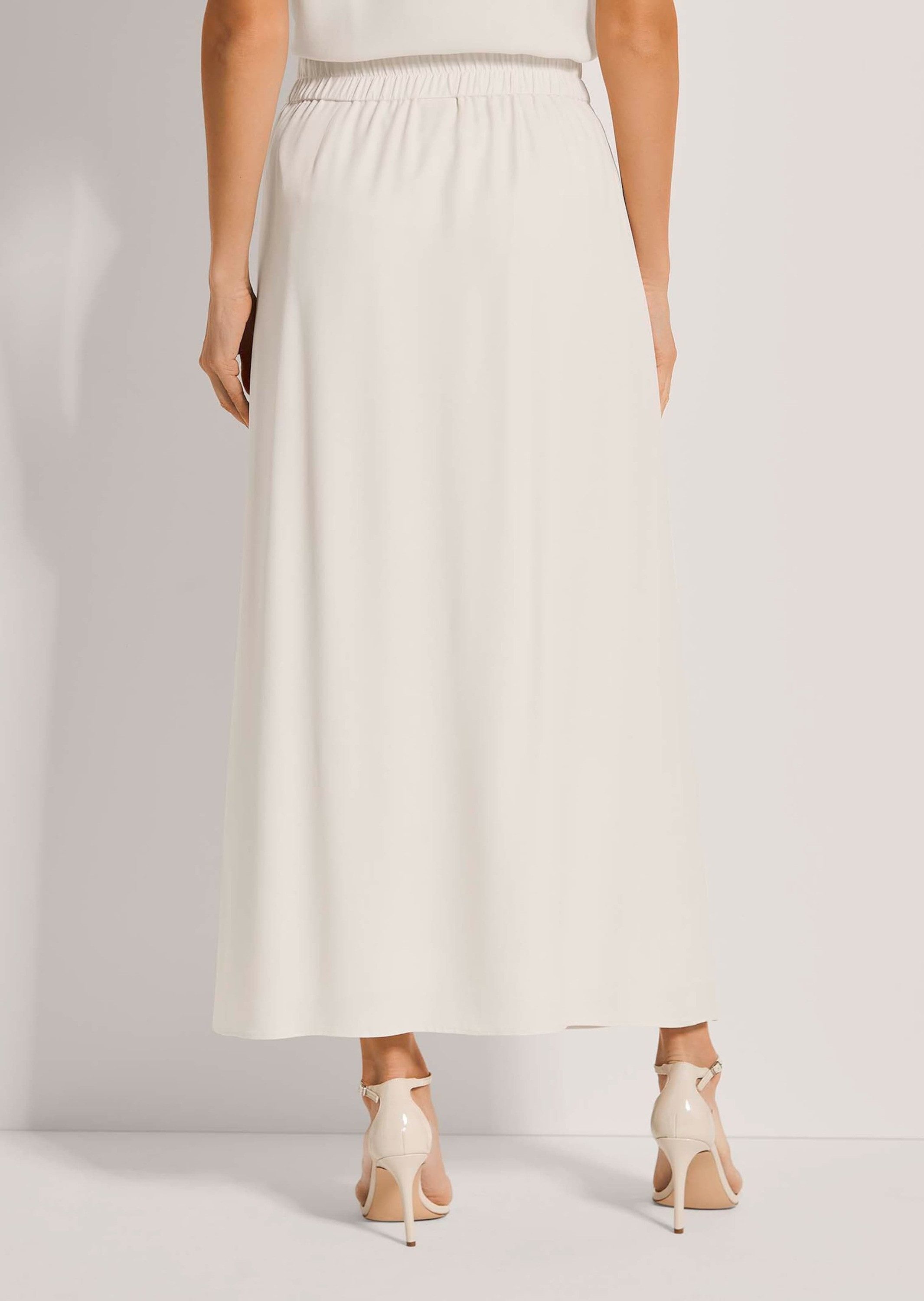 MADELEINE Maxirock Elastischer Maxi-Rock aus Viskose Unifarbenes Design, ohne Kragen, ohne sichtbaren Verschluss