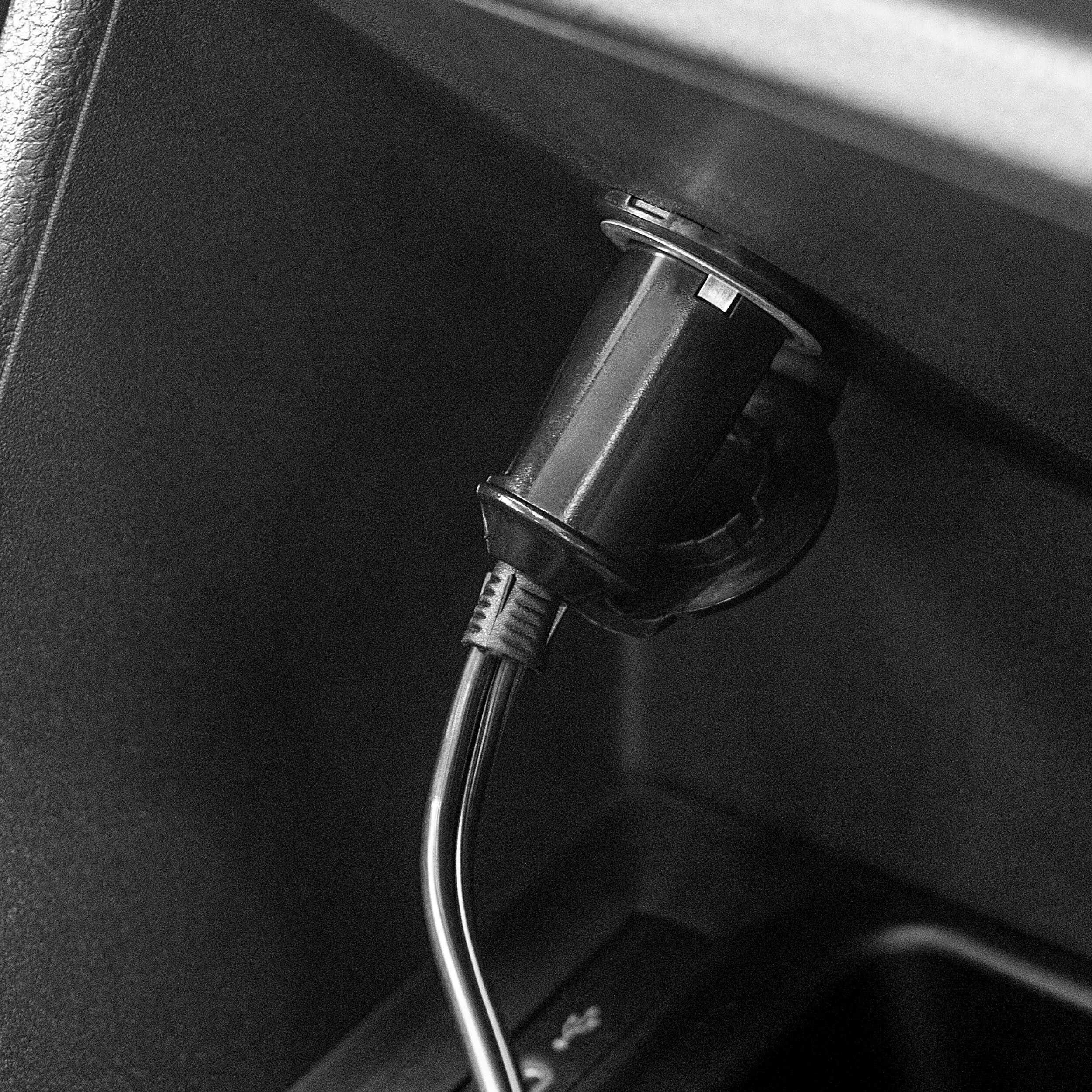 HEYNER Reise-Wasserkocher Reisewasserkocher Auto 700 m, 12 V mit Warmhaltefunktion, 0.7 l, 120 W – Bild 5 von 5