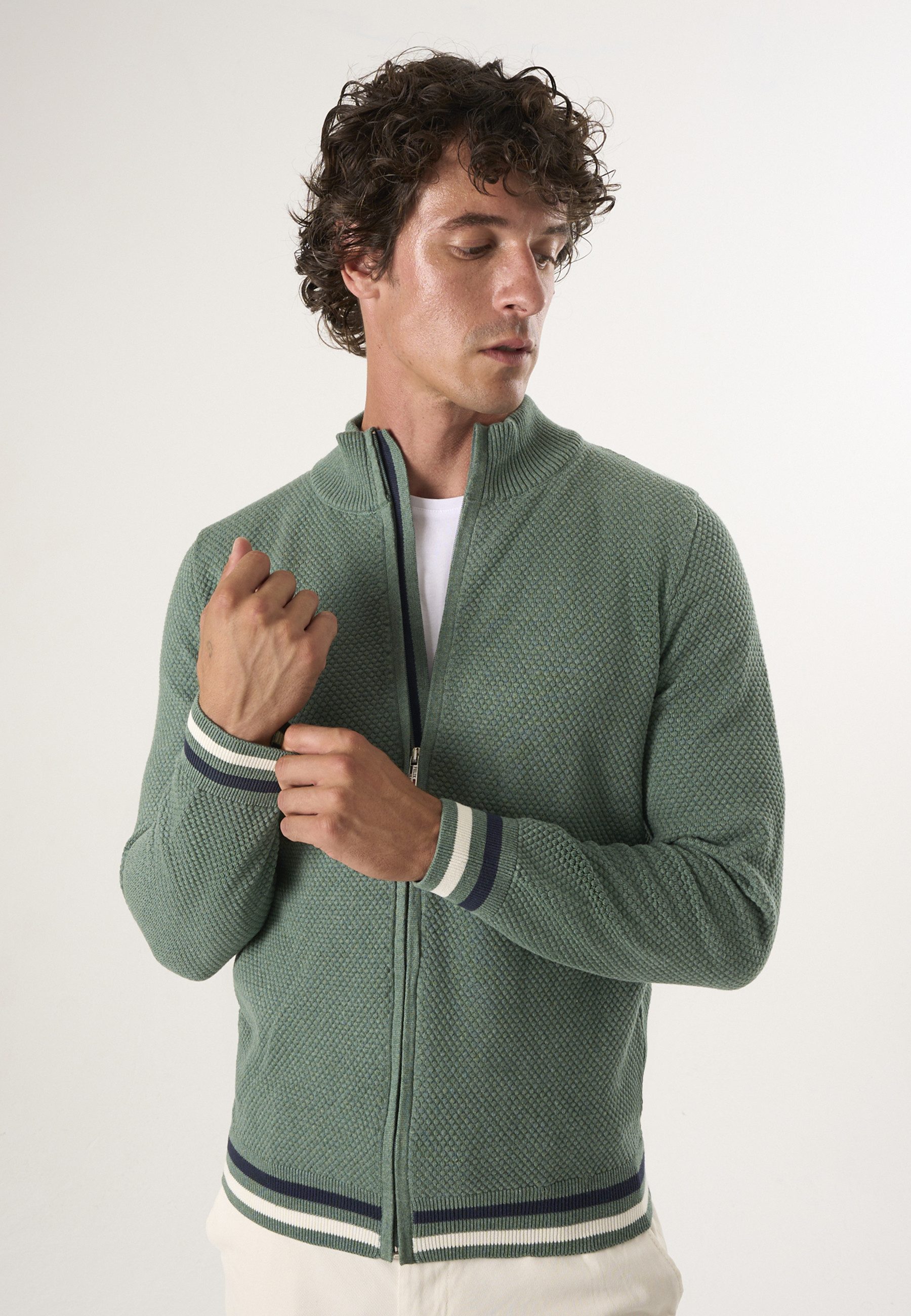 Felix Hardy Strickjacke Strickjacke mit durchgehendem Reißverschluss