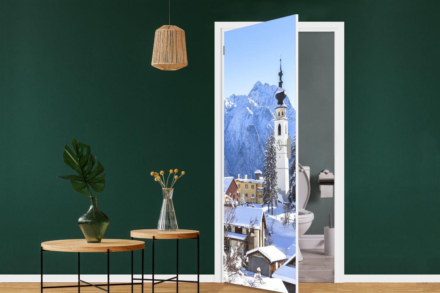 75x205 bedruckt, Bergdorf (1 in St), Tür, Fototapete cm der Türaufkleber, für Matt, Türtapete einem in Schnee MuchoWow Schweiz,