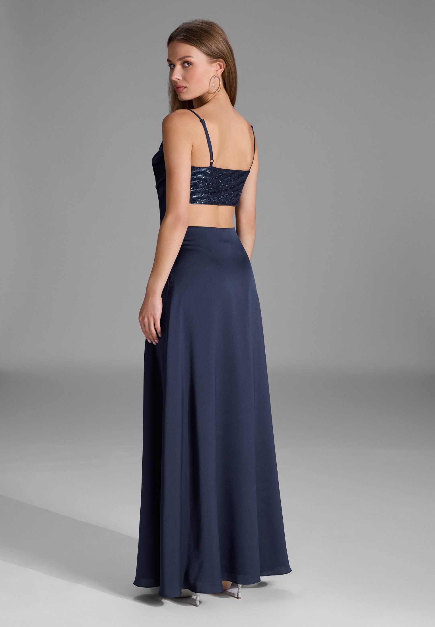 SWING Abendkleid Taillierter Schnitt mit ausgestelltem Rockteil günstig online kaufen