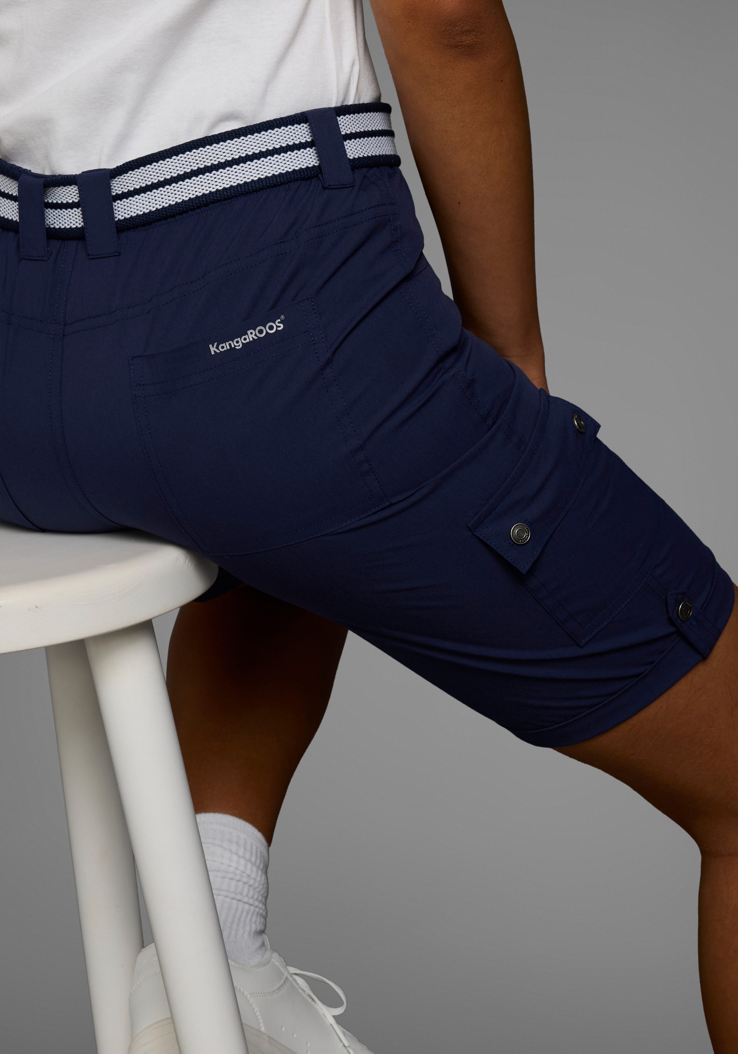 KangaROOS Cargobermudas mit Cargo-pockets und Aufschlag am Saum