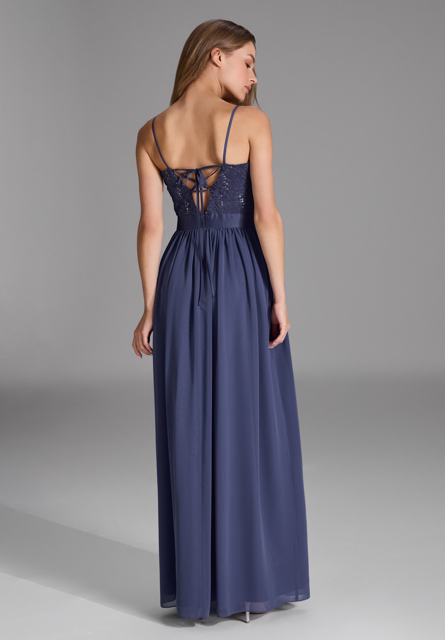 SWING Abendkleid - Abendkleid aus Spitze-Chiffon-Mix Taillierter Schnitt mi günstig online kaufen