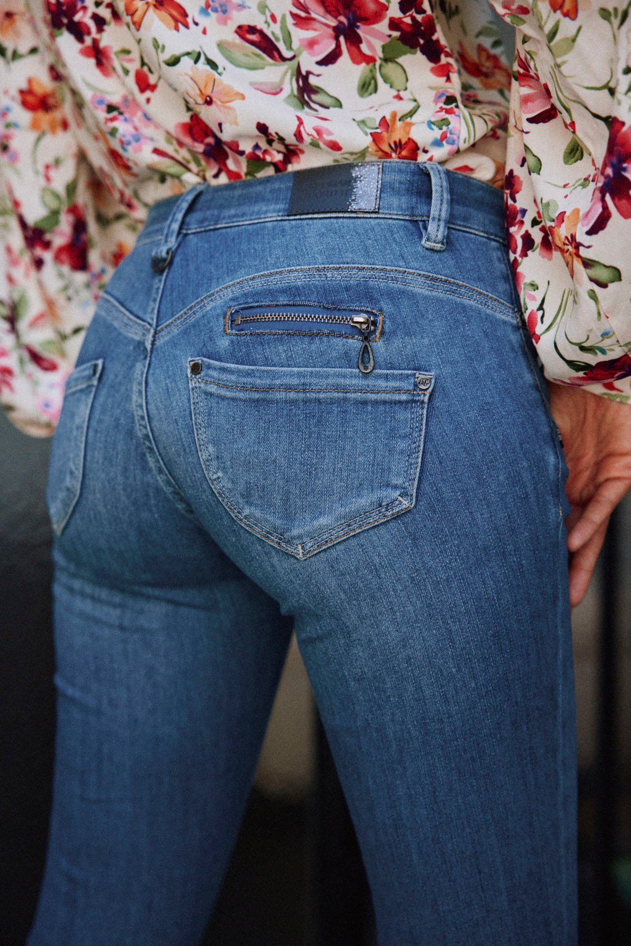 Damen Jeans Freeman T. Porter Slim-fit-Jeans Alexa Cropped S-SDM mit Nieten im Bereich der Front-Taschen