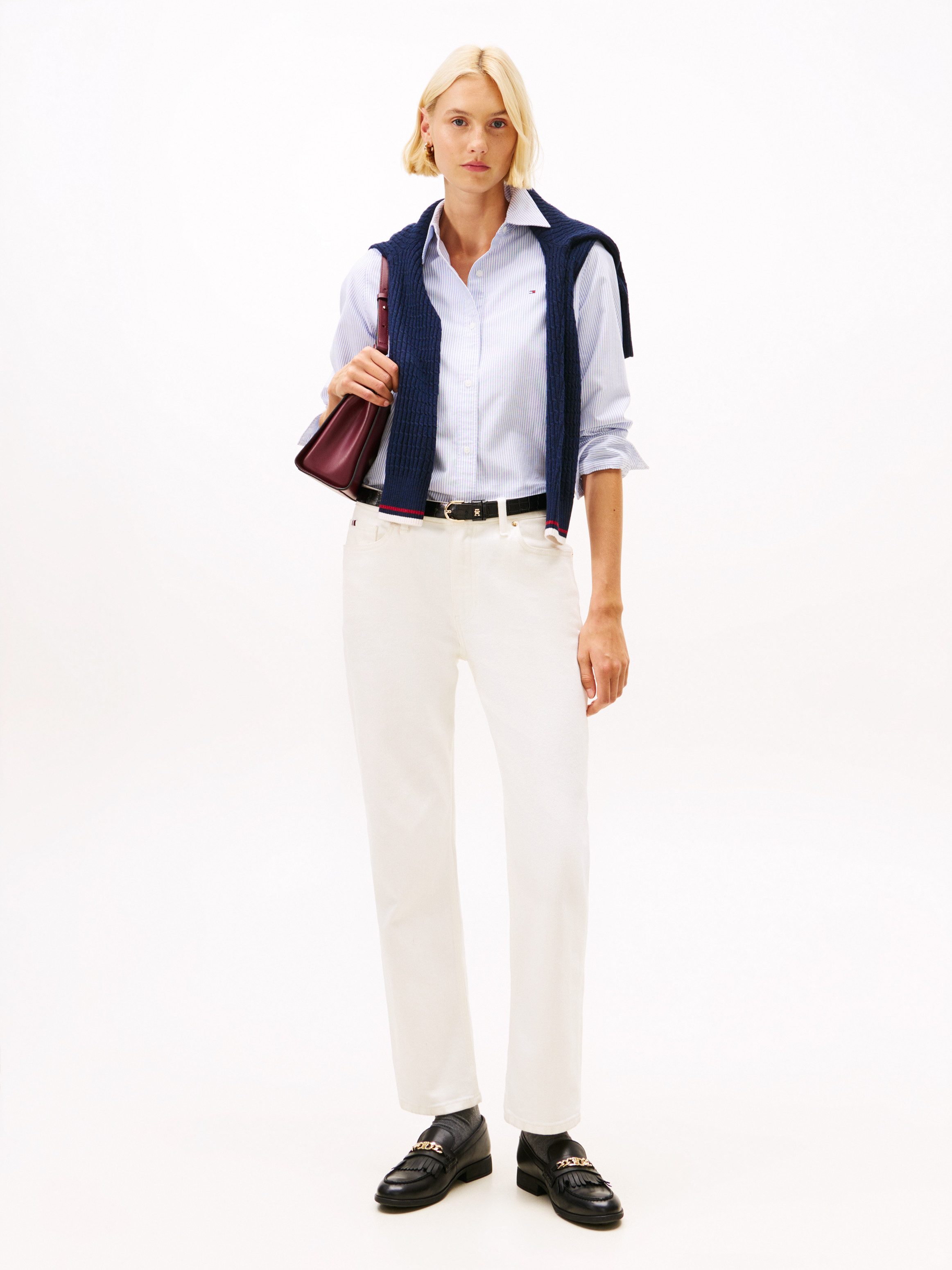 Tommy Hilfiger Hemdbluse OXFORD RELAXED FIT SHIRT mit Hemdblusenkragen und Stickerei Baumwolle, relaxed fit