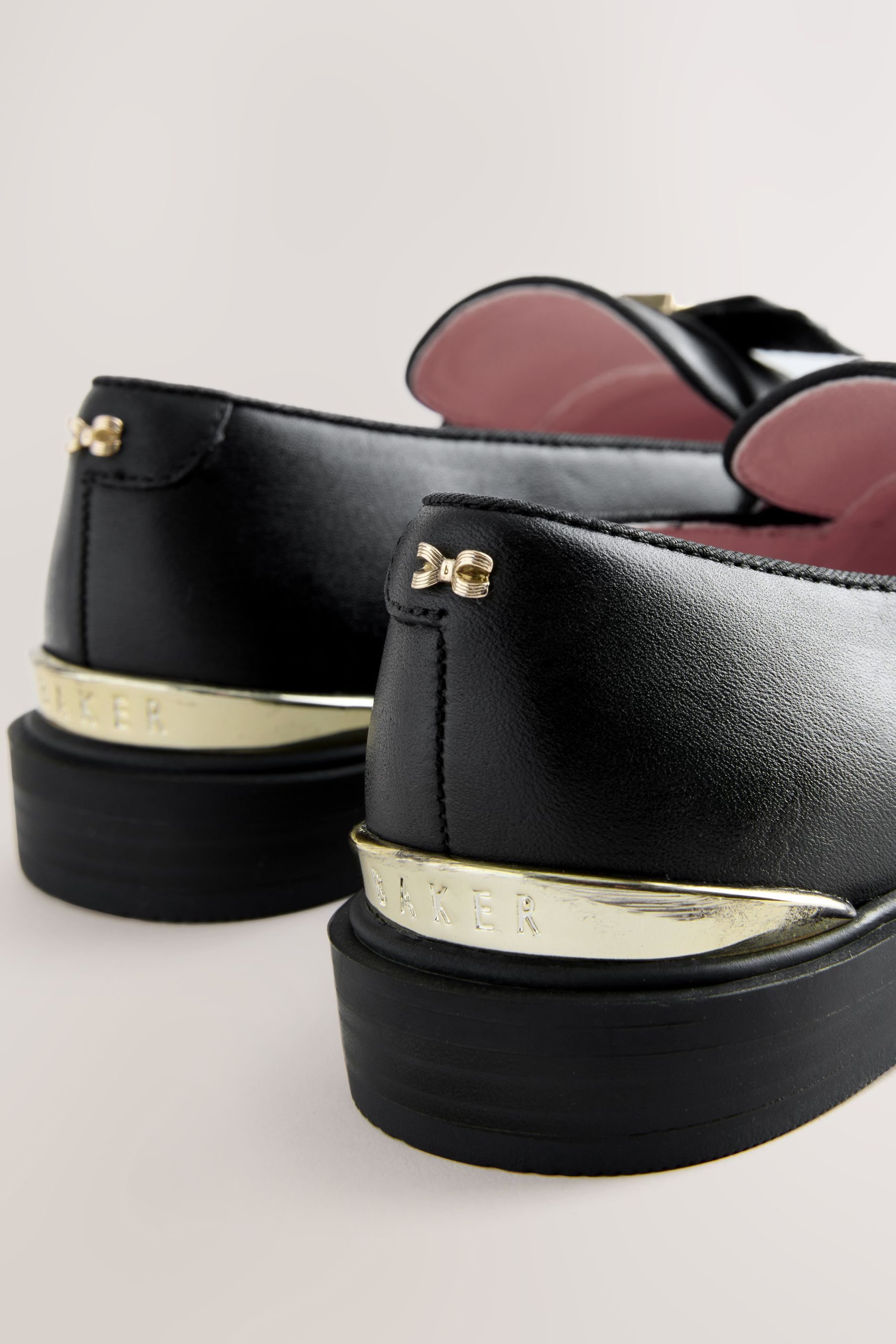 Baker by Ted Baker Baker by Ted Baker Loafer mit schmaler Schleife Loafer (1-tlg)