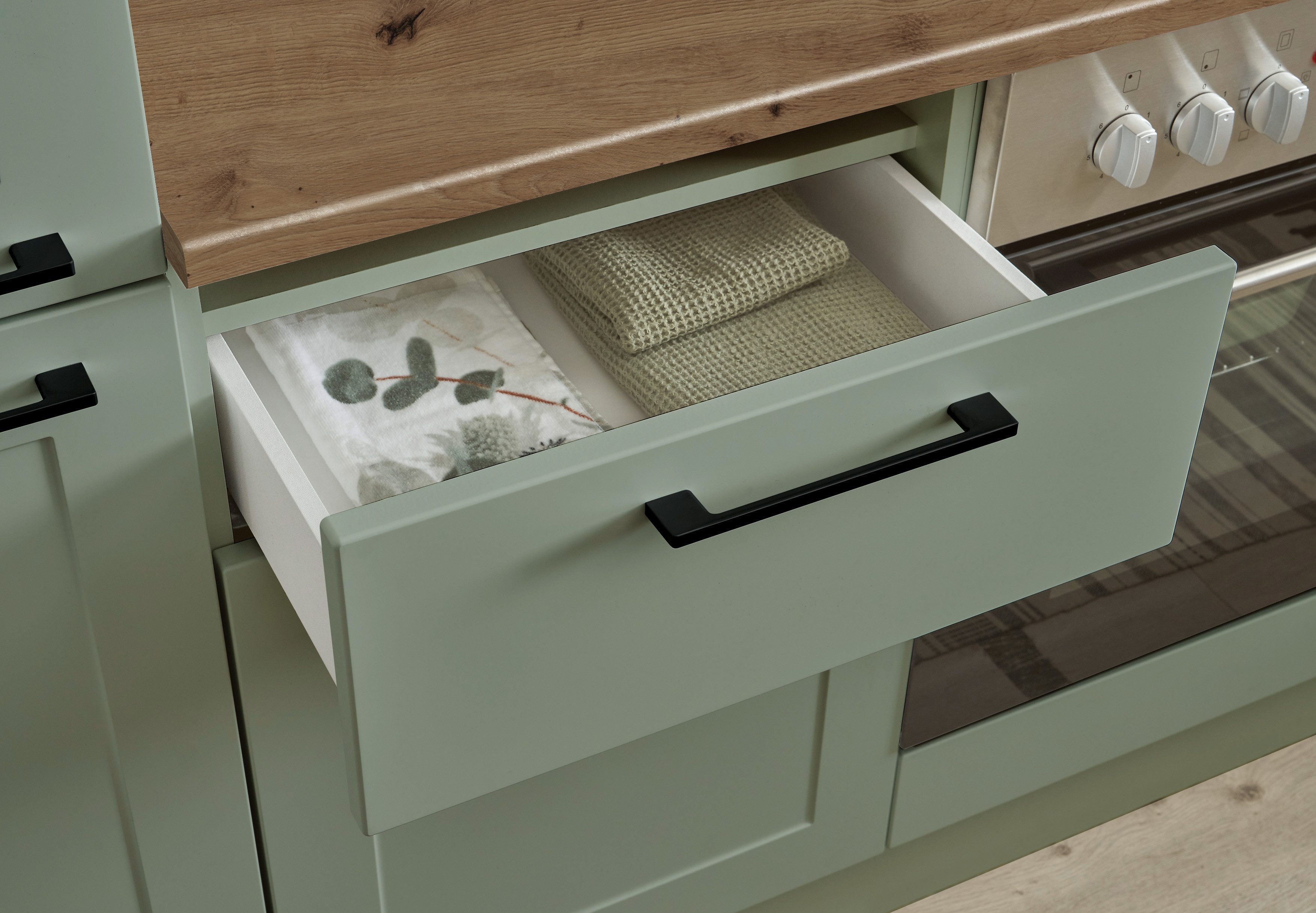 BASIC by Balculina Winkelküche Marsi, Stellmaße 220x175 cm, wahlweise mit E-Geräten, Soft-Close-Funktion