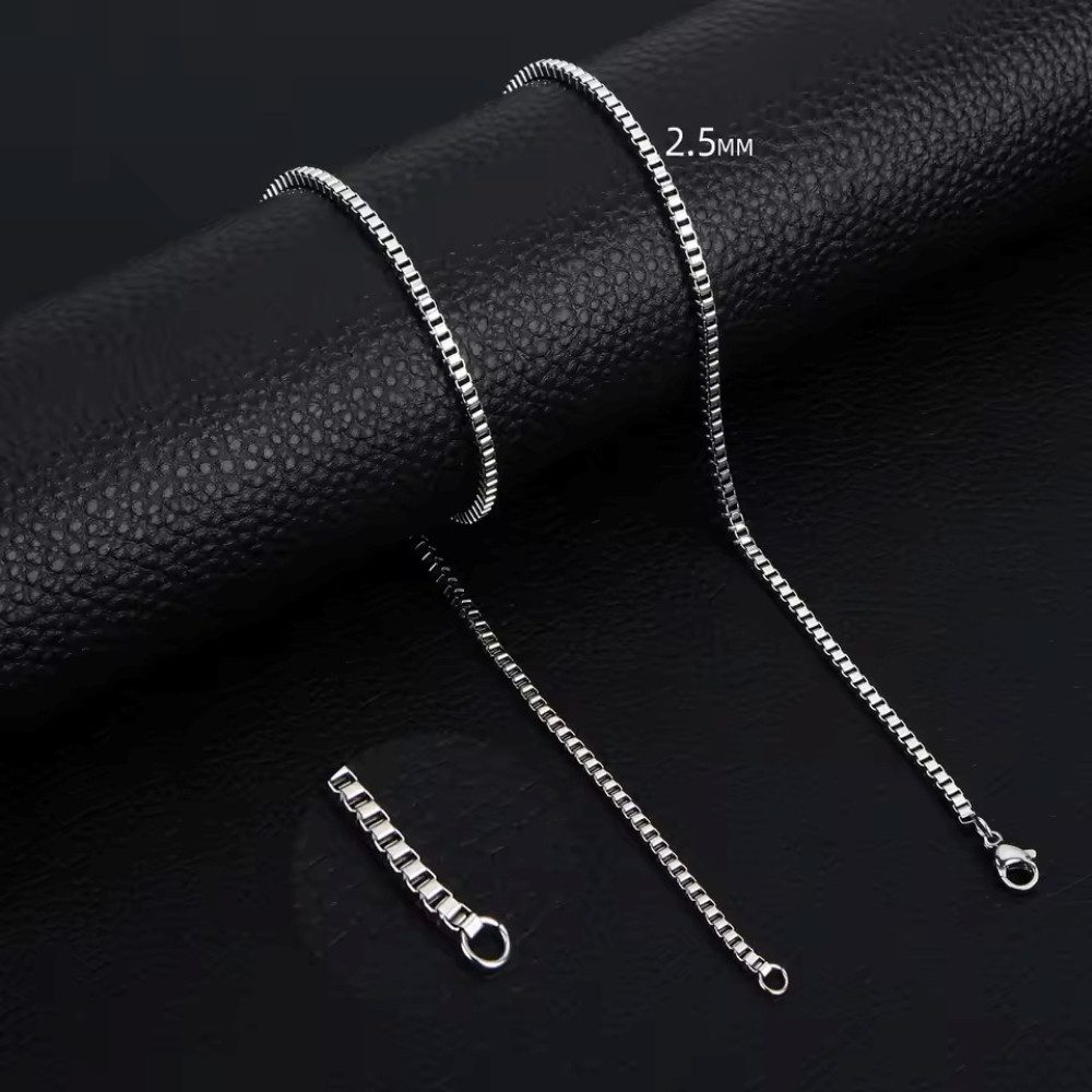 Ware aus aller Welt Edelstahlkette Venezianerkette 2,5mm Goldfarben Edelstahlfarben Schwarz 45 50 55 60cm (1-tlg), Hochwertiger Edelstahl: Robust, langlebig und farbbeständig