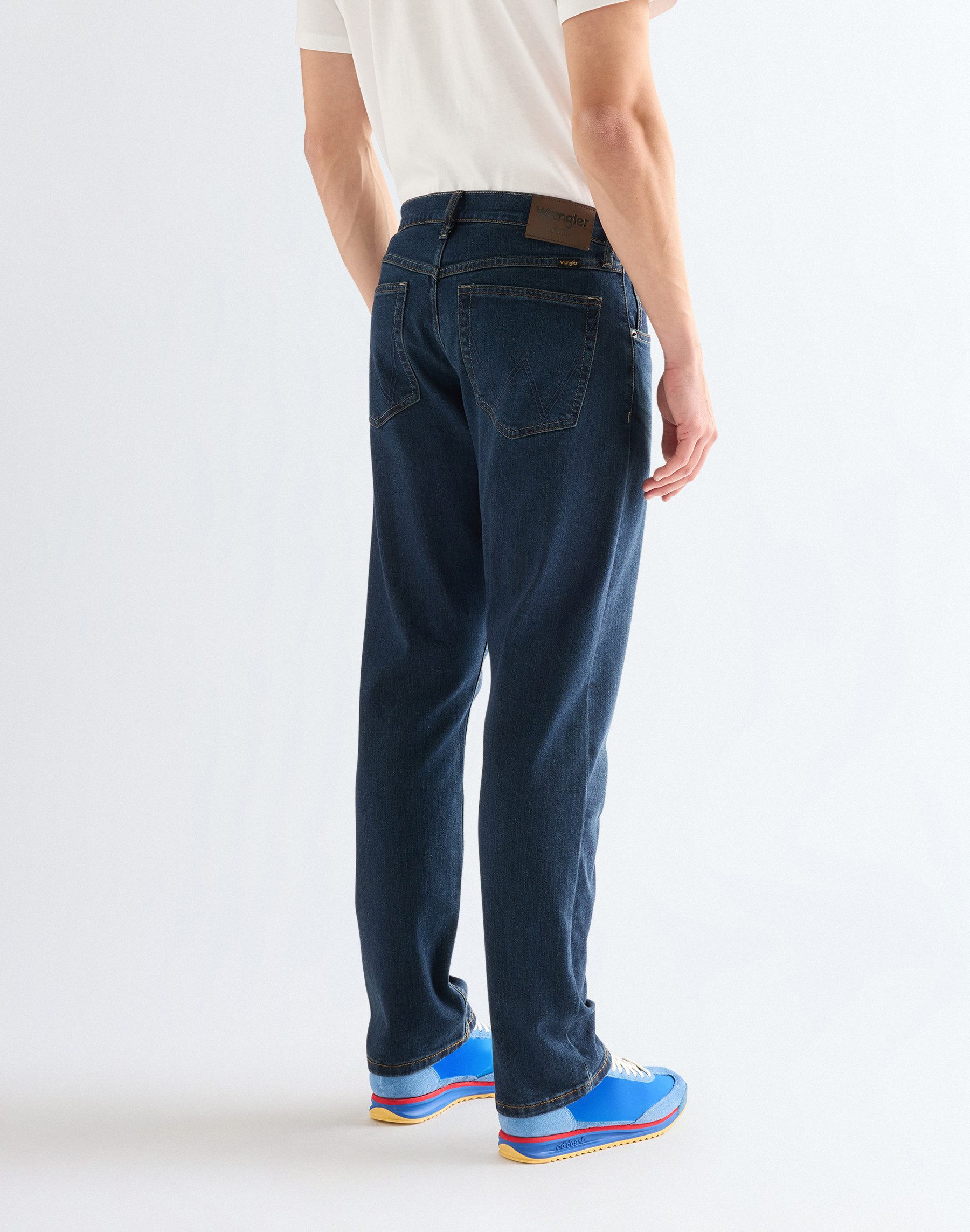 Wrangler Tapered-fit-Jeans Foundation Tapered fit – Bild 2 von 5
